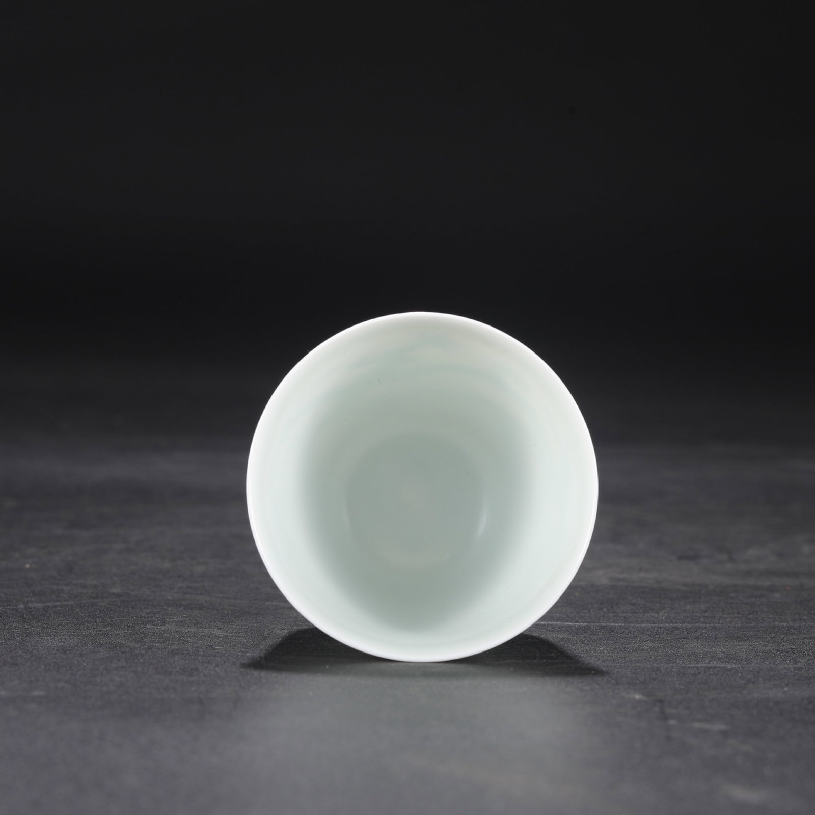 An Exquisite Doucai Auspicious Cloud and Dragon Pattern Cup - 3
