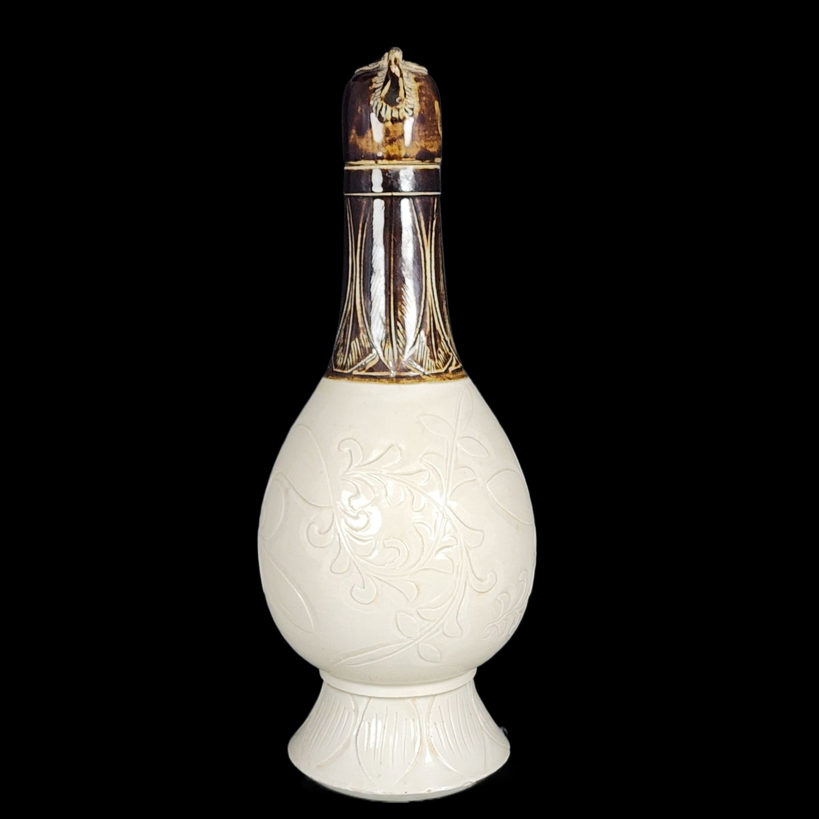A Rare Ding yao Flower Pattern Pot - 2