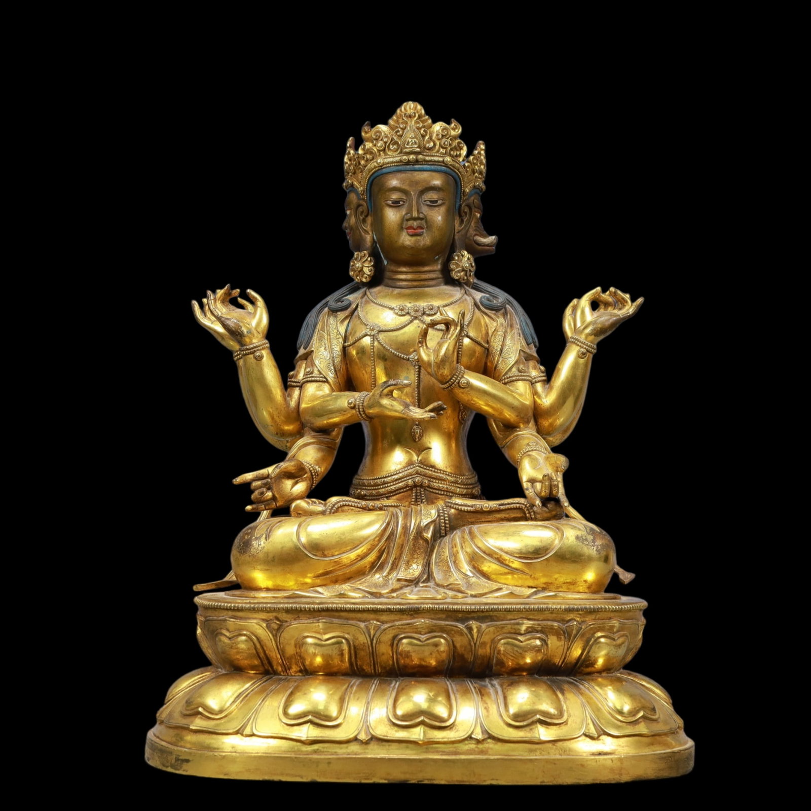 A Solemn Gilt Bronze Statue of Bodhisattva: A Solemn Gilt Bronze Statue of Bodhisattva ,Ming Dynasty, China,Size:15.7inx11.8inx20.1inWeigh:23900g 铜鎏金菩萨像,中国明代