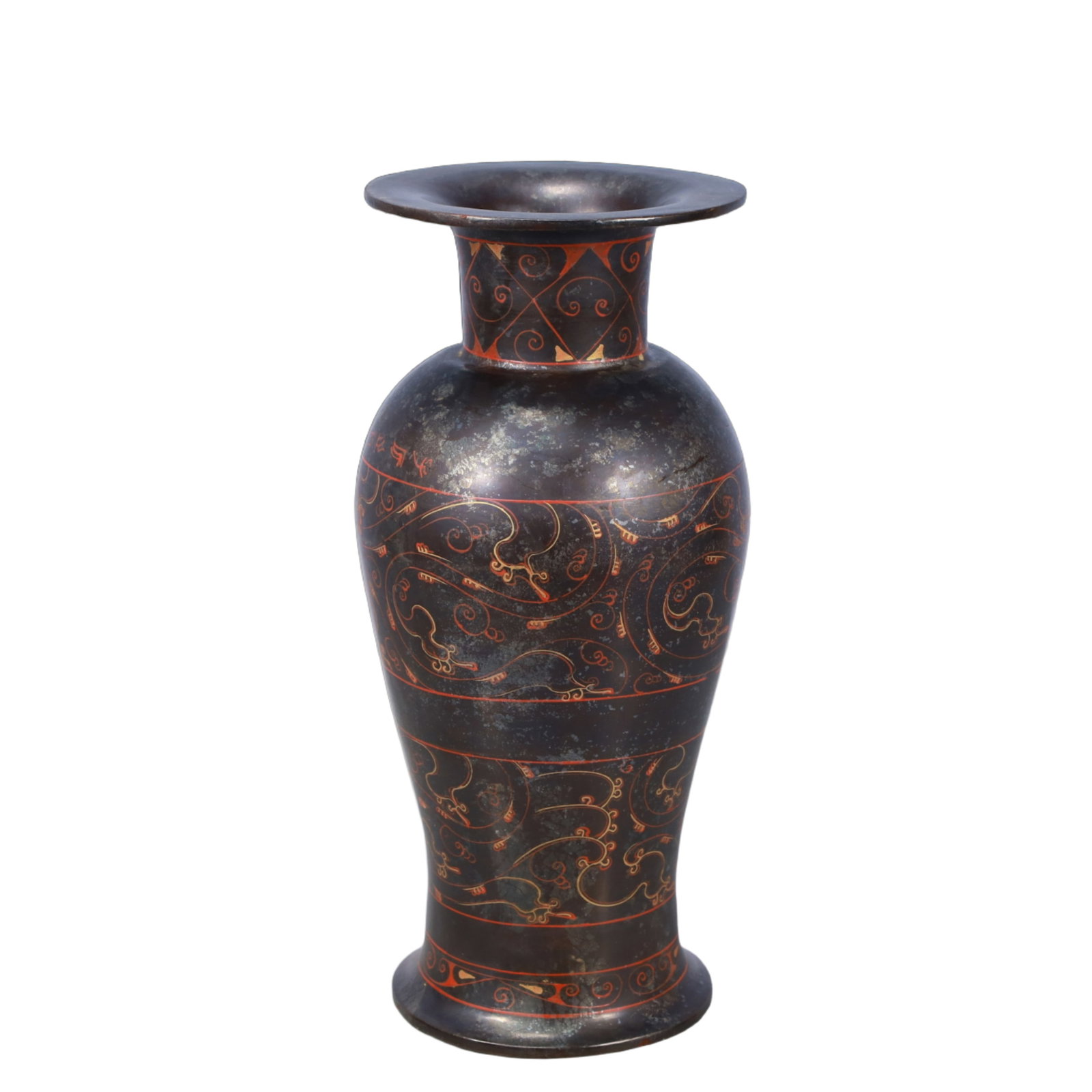 A Rare Lacquer Painted Color Dragon Pattern Vase: A Rare Lacquer Painted Color Dragon Pattern Vase,Han Dynasty, China,Size:7.1inx14.2in,Weight:700g 漆器彩绘龙纹瓶,中国汉代