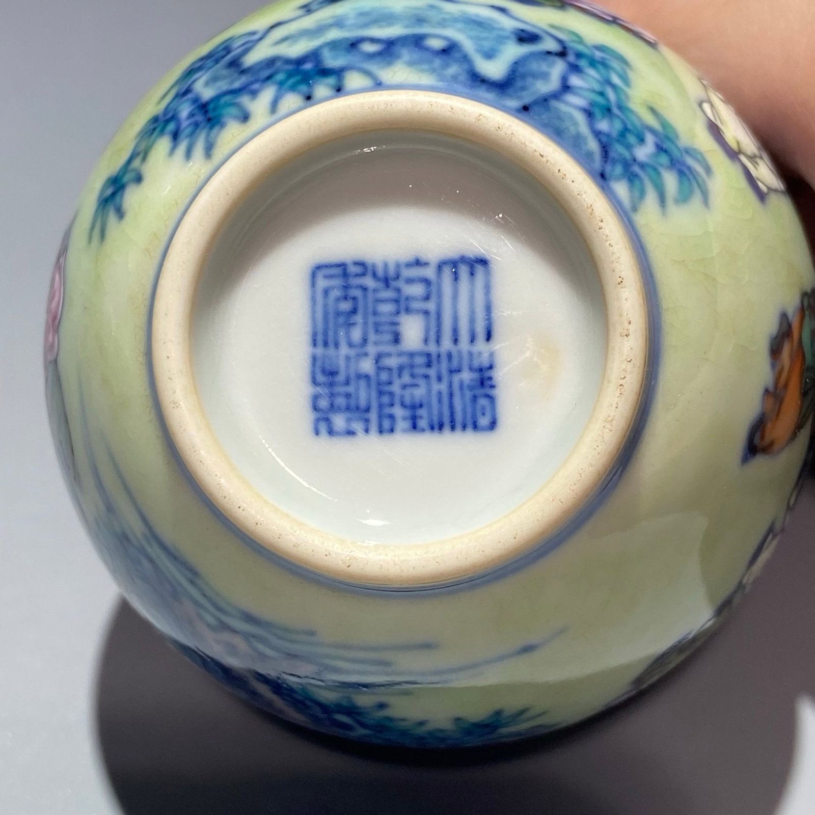 An Exquisite Doucai Figure Pattern Jar - 8