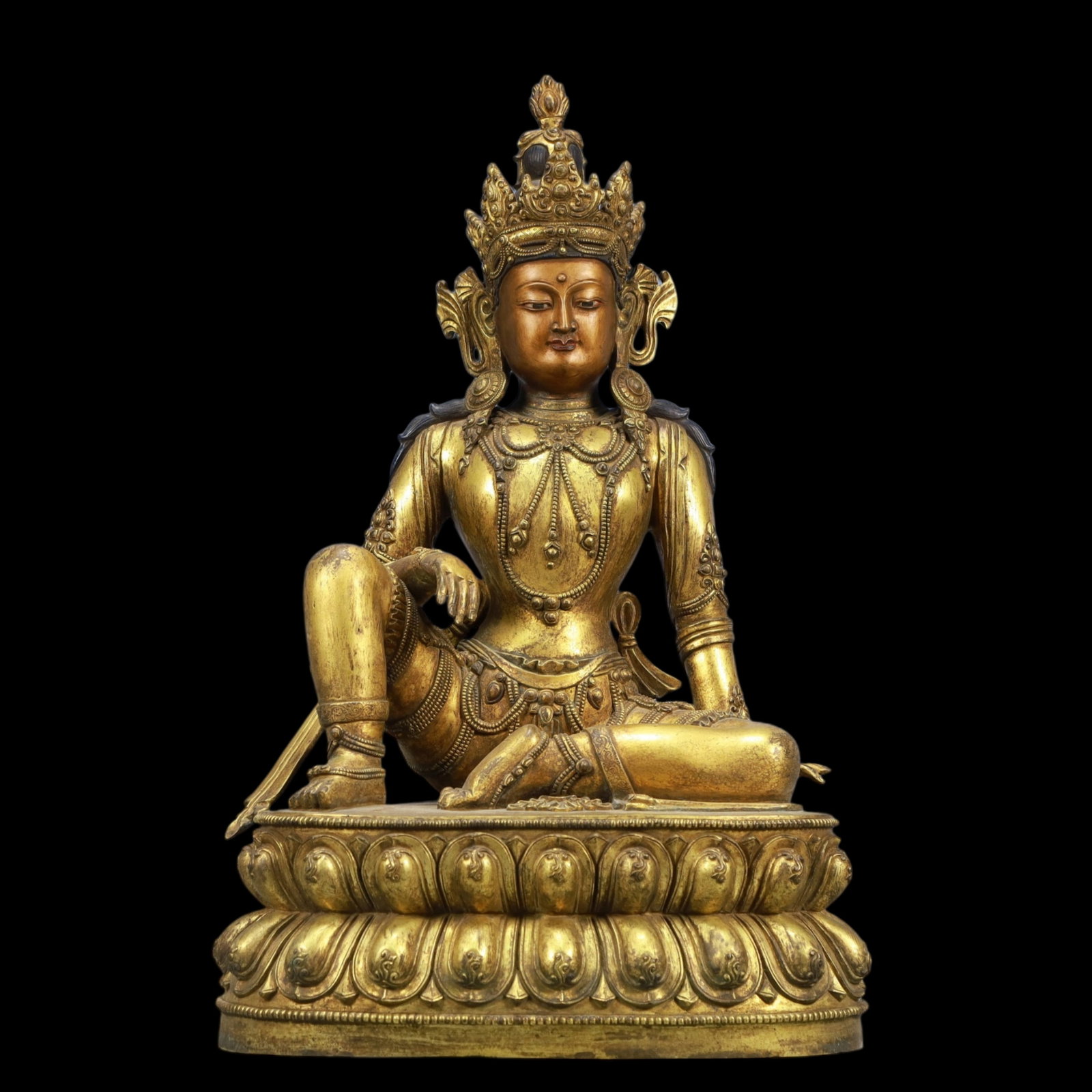 A Solemn Gilt Bronze Statue of Avalokitesvara (1 of 10)