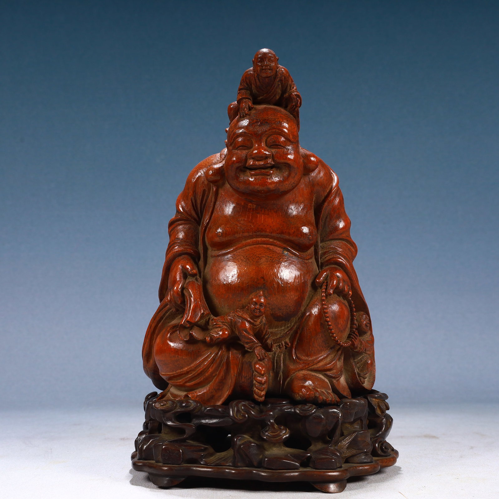 An Exquisite Bamboo Statue of Maitreya Buddha,With Base: An Exquisite Bamboo Statue of Maitreya Buddha,With Base,Qing Dynasty, China,Size:6.3inx5.1inx10.2in,Weight:900g 竹雕弥勒佛像,带底座,中ࢲ