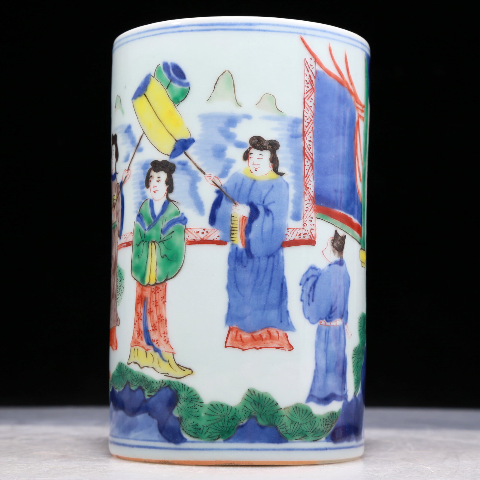 A Fabulous Blue And White Wucai 'Figure' Brush Pot: A Fabulous Blue And White Wucai 'Figure' Brush Pot. Chinese Qing Dynasty. Size:3.7inx2.2in. Weight:690g. 清代 青花五彩人物笔筒