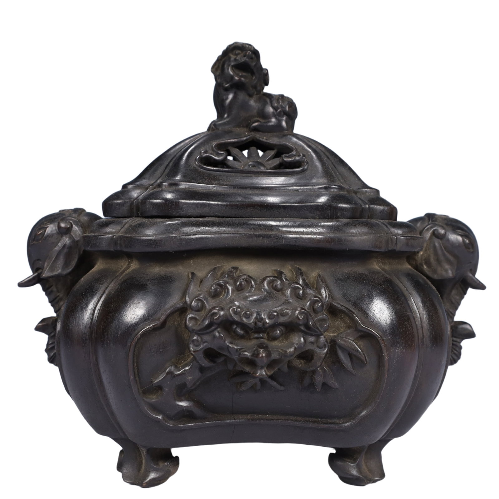An Exquisite Zitanwood Beast-Face Pattern Elephant-Ears Four Legs Censer: An Exquisite Zitanwood Beast-Face Pattern Elephant-Ears Four Legs Censer,Qing Dynasty, China,Size:9.1inx7.5inx9.1in,Weight:1650g 紫檀木兽面纹象耳四
