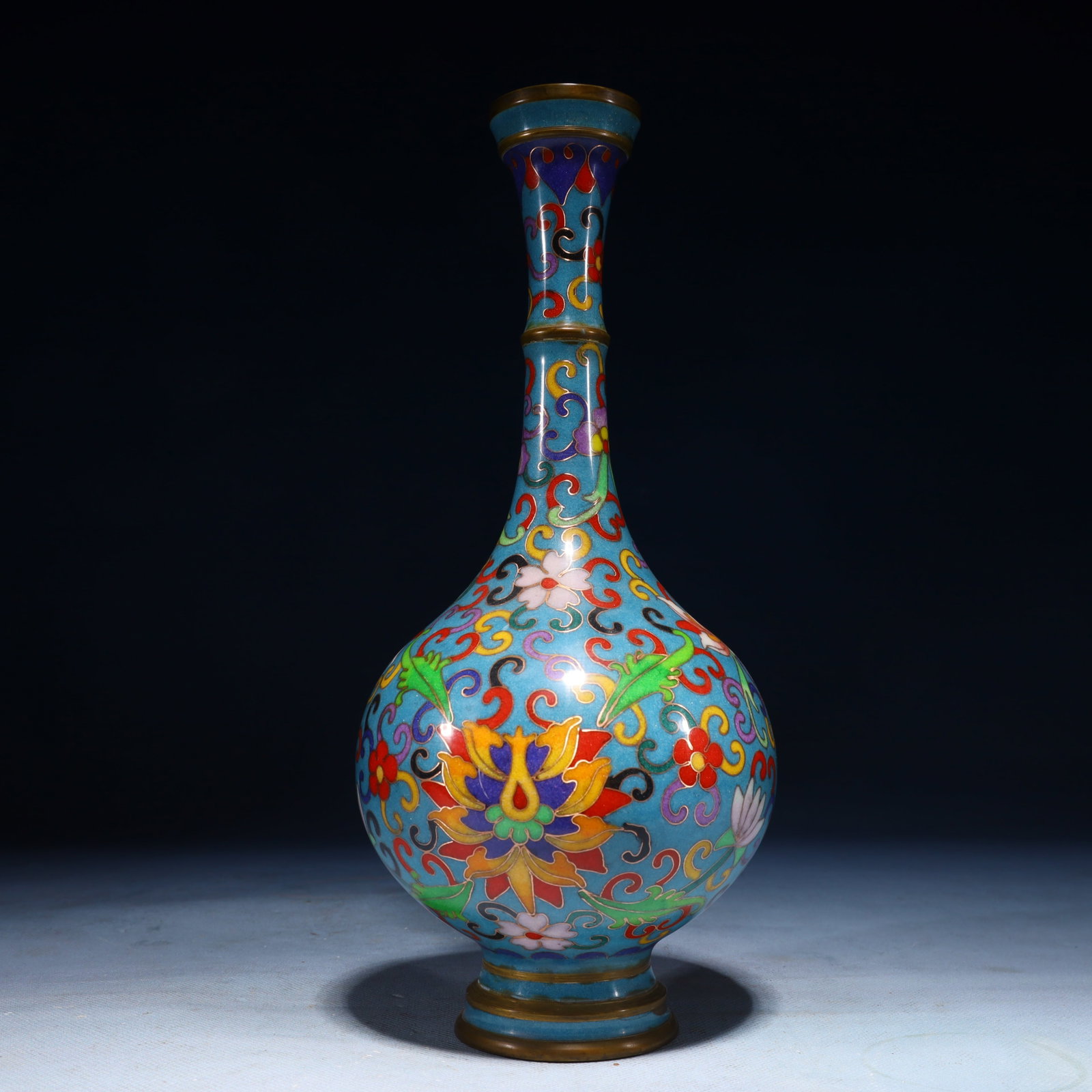 An Exquisite Cloisonne Lotus Pattern Vase - 3