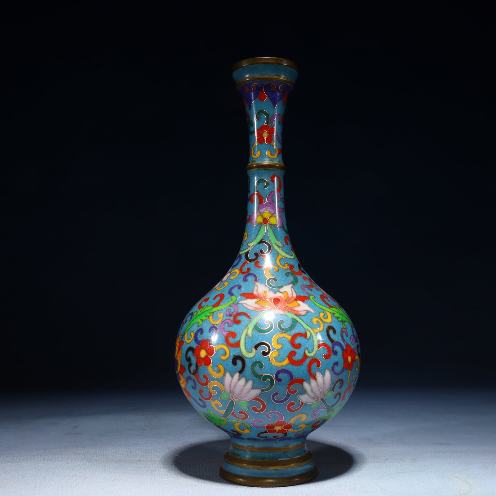 An Exquisite Cloisonne Lotus Pattern Vase - 4