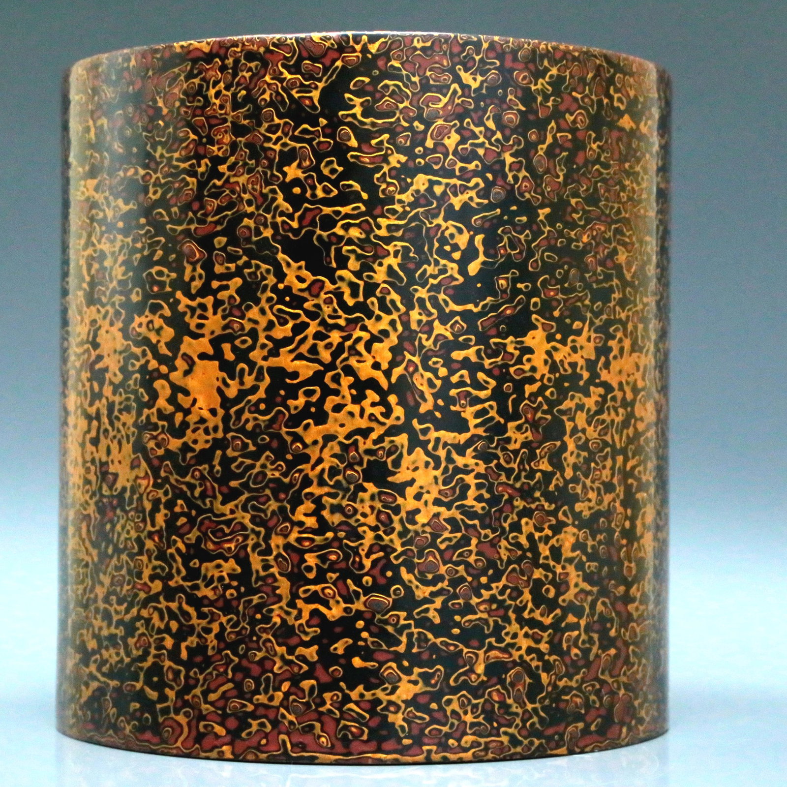 A Brilliant Pineapple-Lacquer Brush Pot - 5