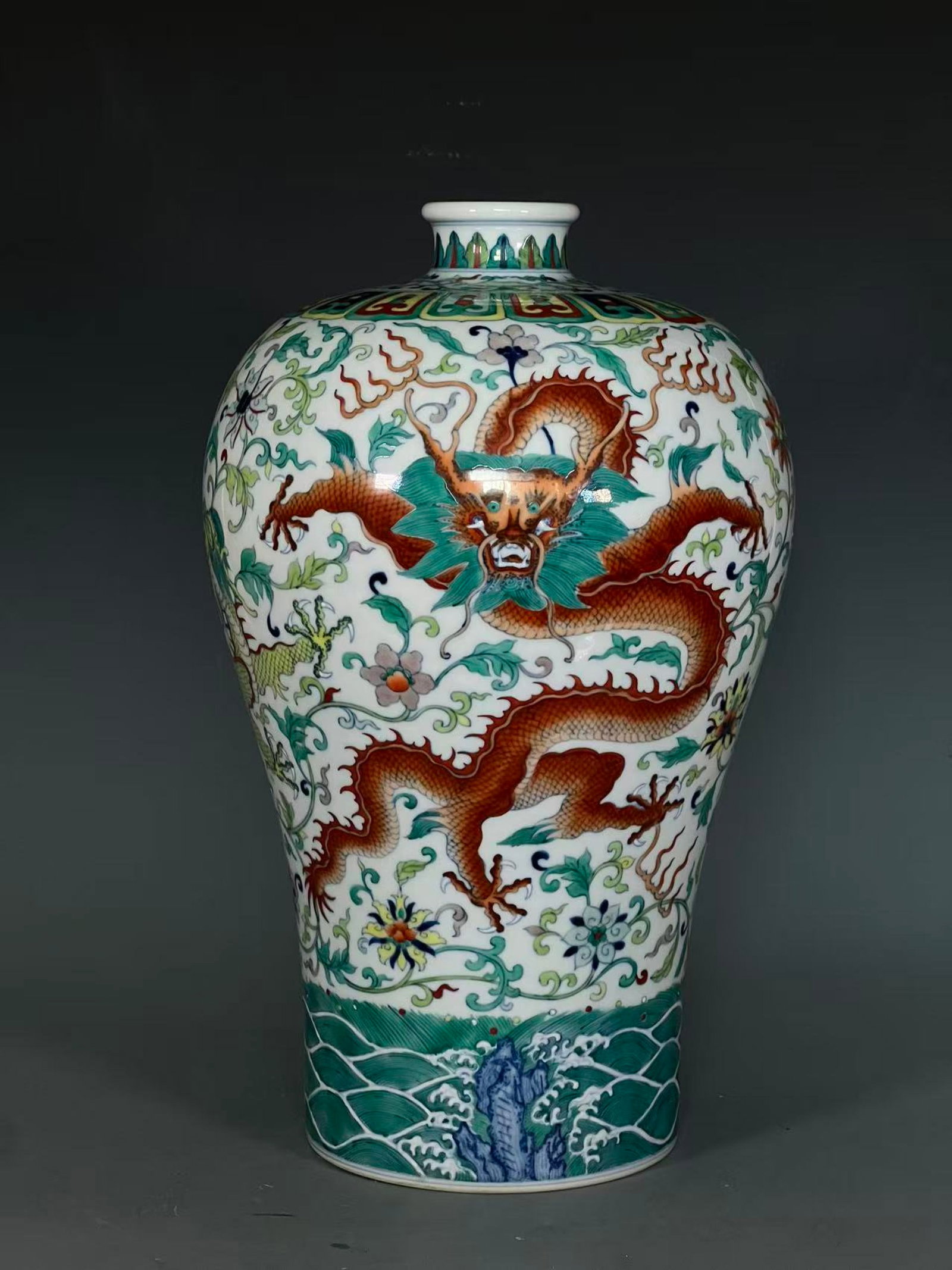 An Exquisite Famille-Rose Lotus and Dragon Pattern Vase: An Exquisite Famille-Rose Lotus and Dragon Pattern Vase,Qing Dynasty,China,Yongzheng Six-character Mark,Size:14.8inx2.4inx5.9in