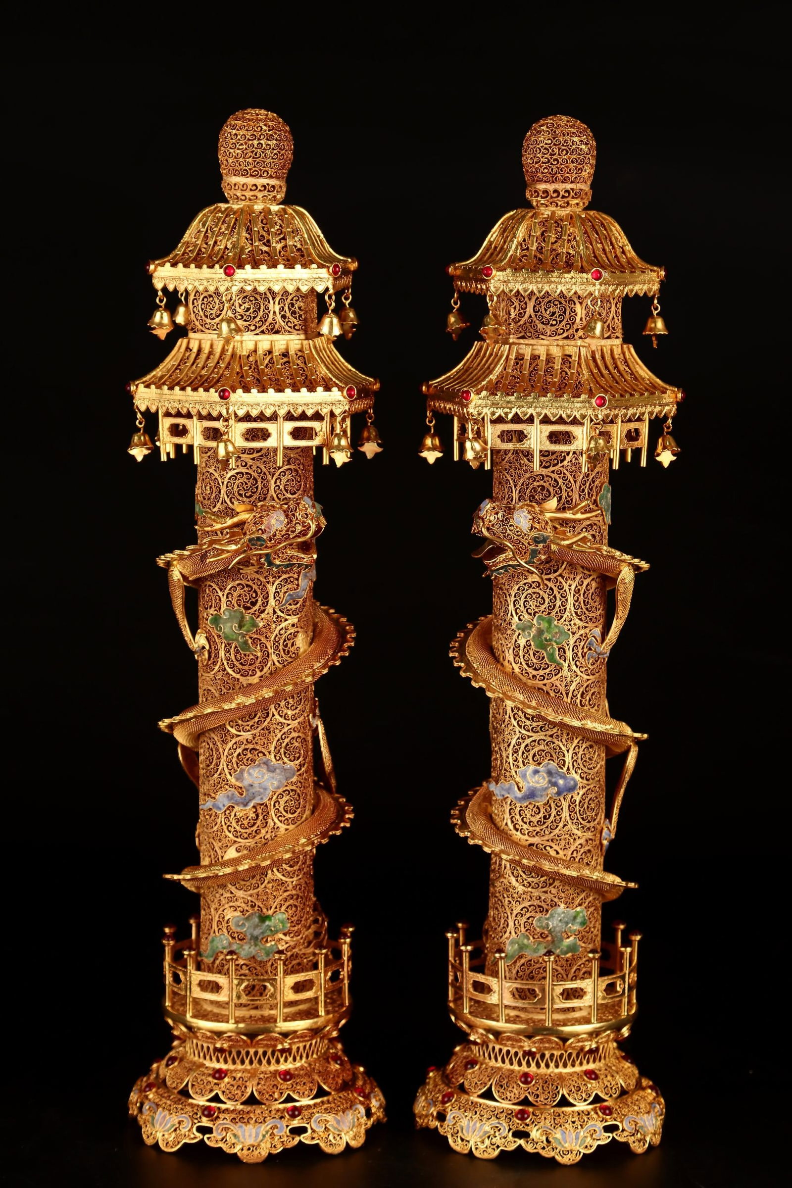 A Pair of Huge Filigree and Gilding Dragon Pattern Palace Lanterns,Inlaid Gems: A Pair of Huge Filigree and Gilding Dragon Pattern Palace Lanterns,Inlaid Gems,Qing Dynasty,China,Qianlong Four-character Mark,Size:15.9inx3.9in,Total Weight:1932g