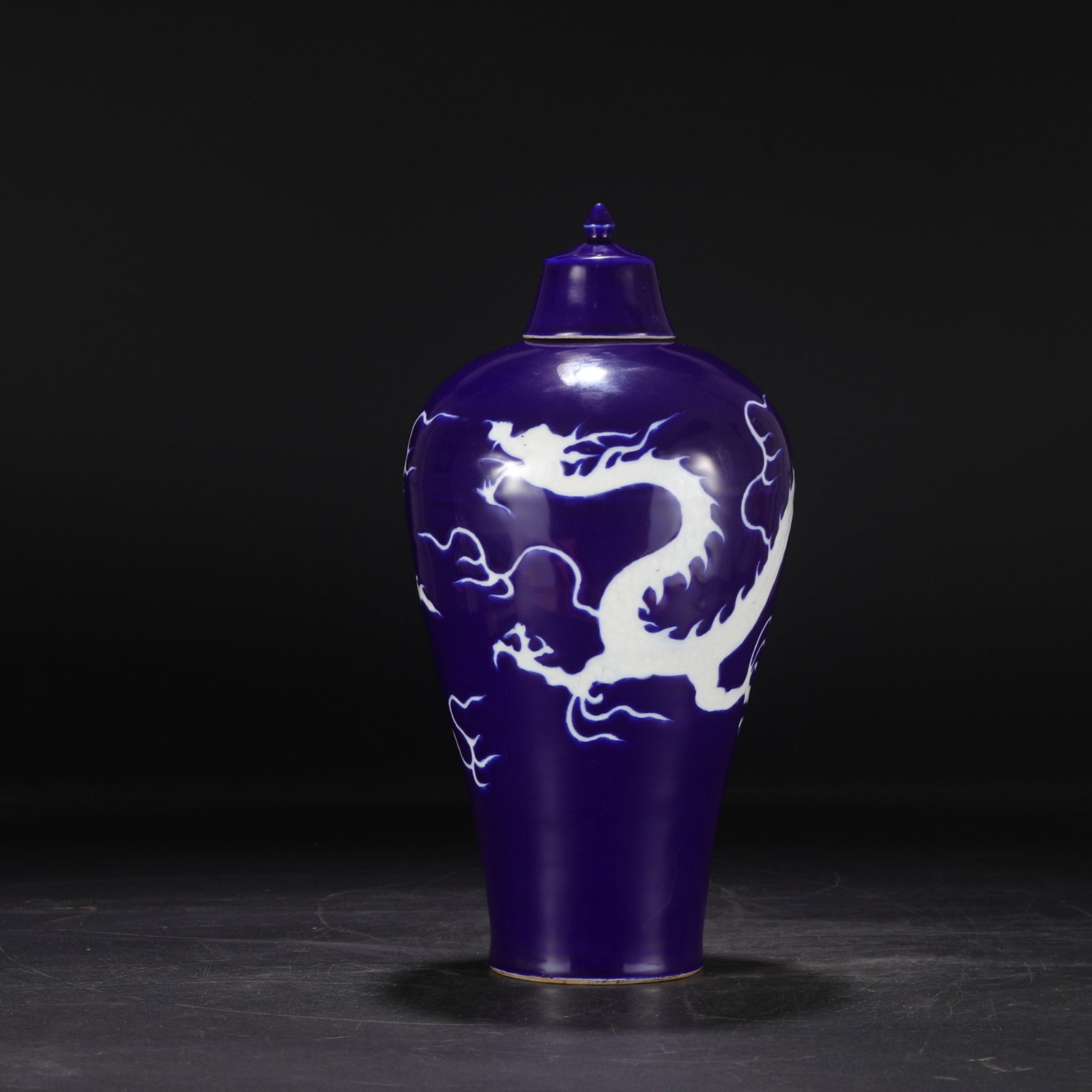 A Rare Ji Blue Glazed Dragon Pattern Bottle - 2