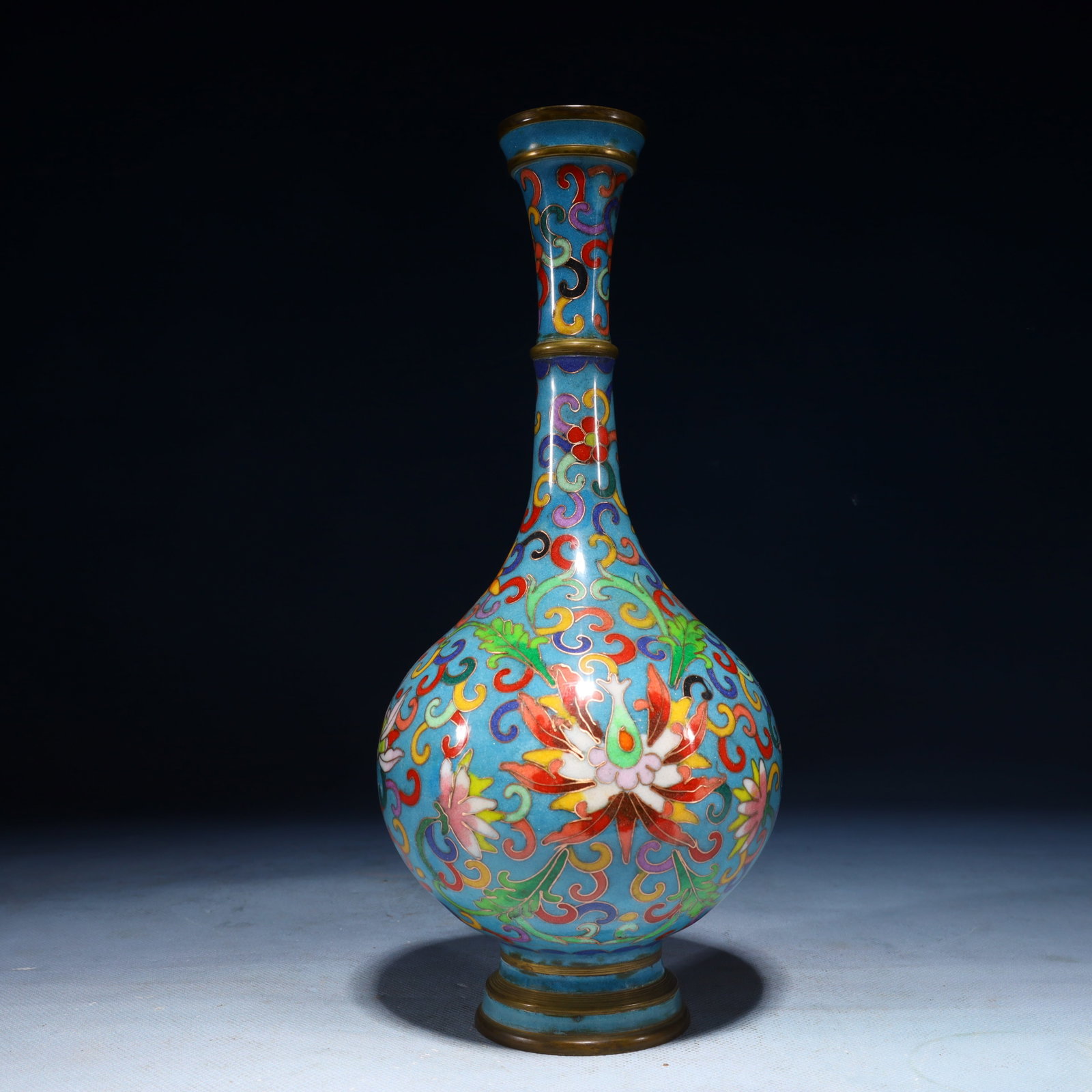 An Exquisite Cloisonne Lotus Pattern Vase - 4