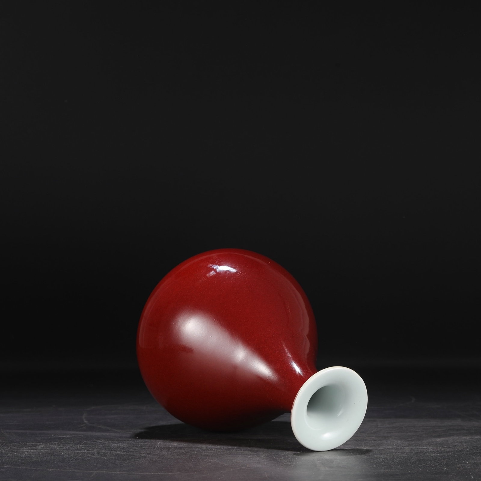 An Exquisite Ruby red-Glazed Vase - 6