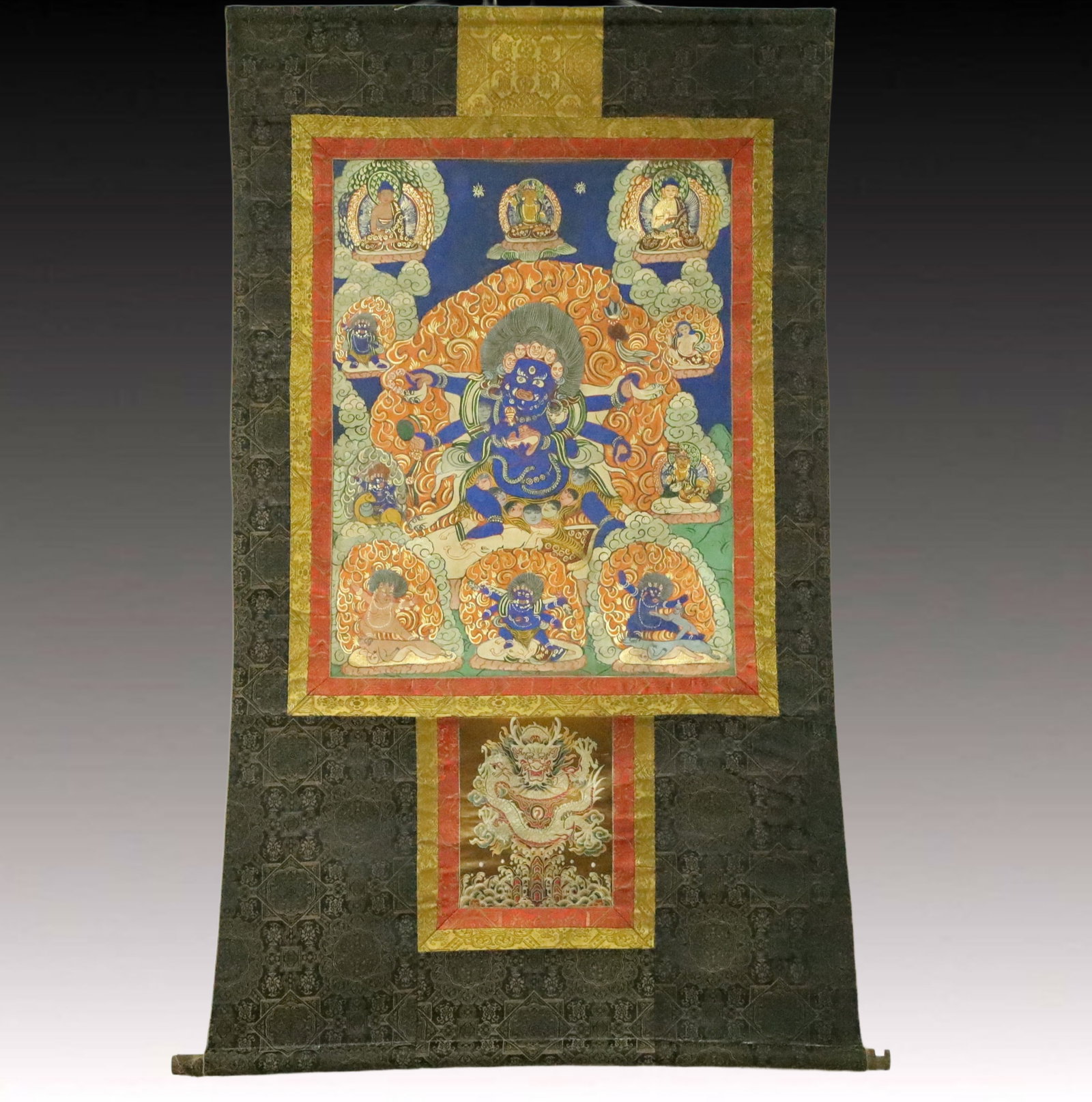 A Rare Brocade Painted Color Statue of Vajra Tangka: A Rare Brocade Painted Color Statue of Vajra Tangka,Qing Dynasty, China,Size:36.6inx60.6in 织锦彩绘金刚像唐卡,中国清代