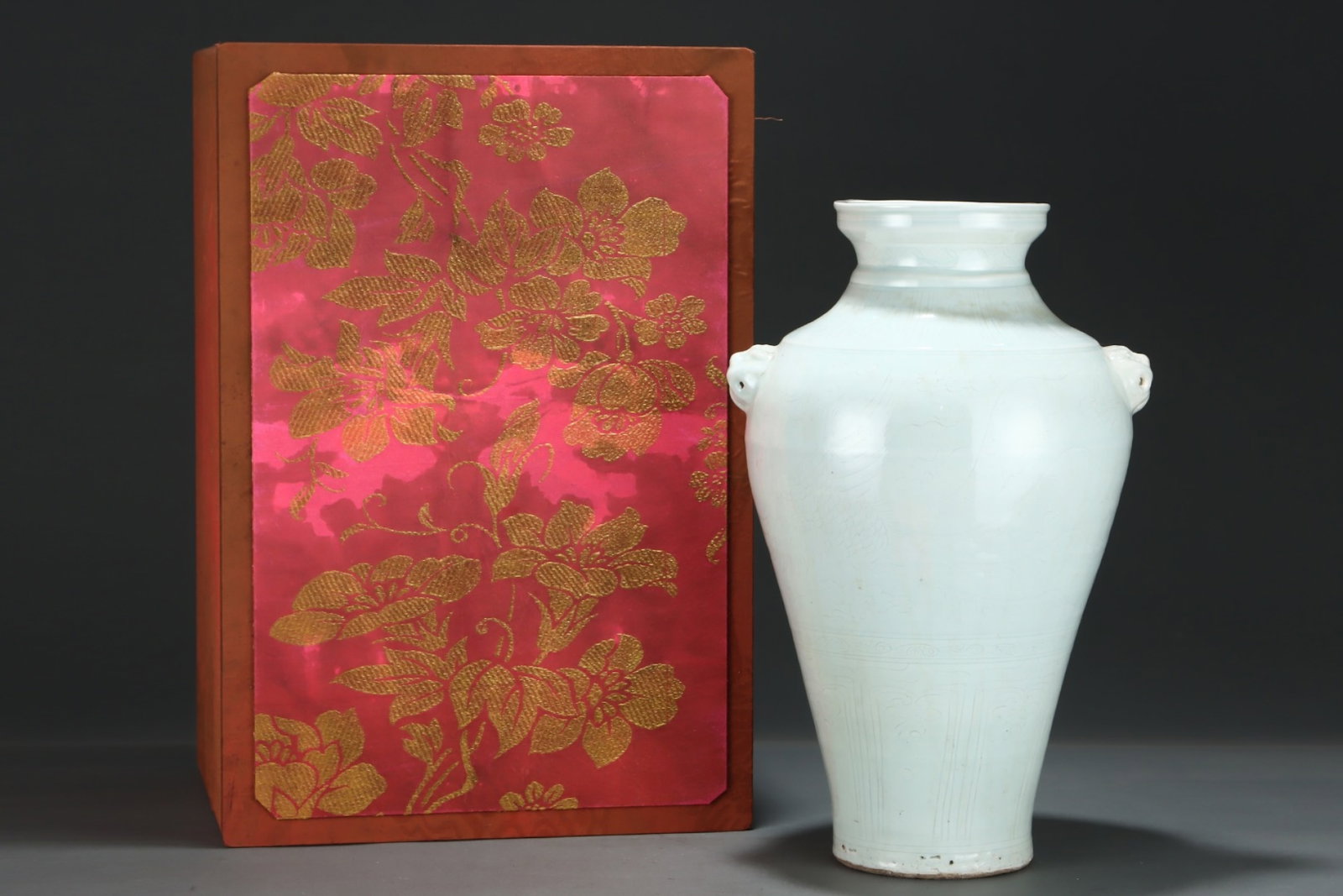 A Huge White Glazed Auspicious Cloud and Phoenix Pattern Beast-Ears Vase (1 of 8)