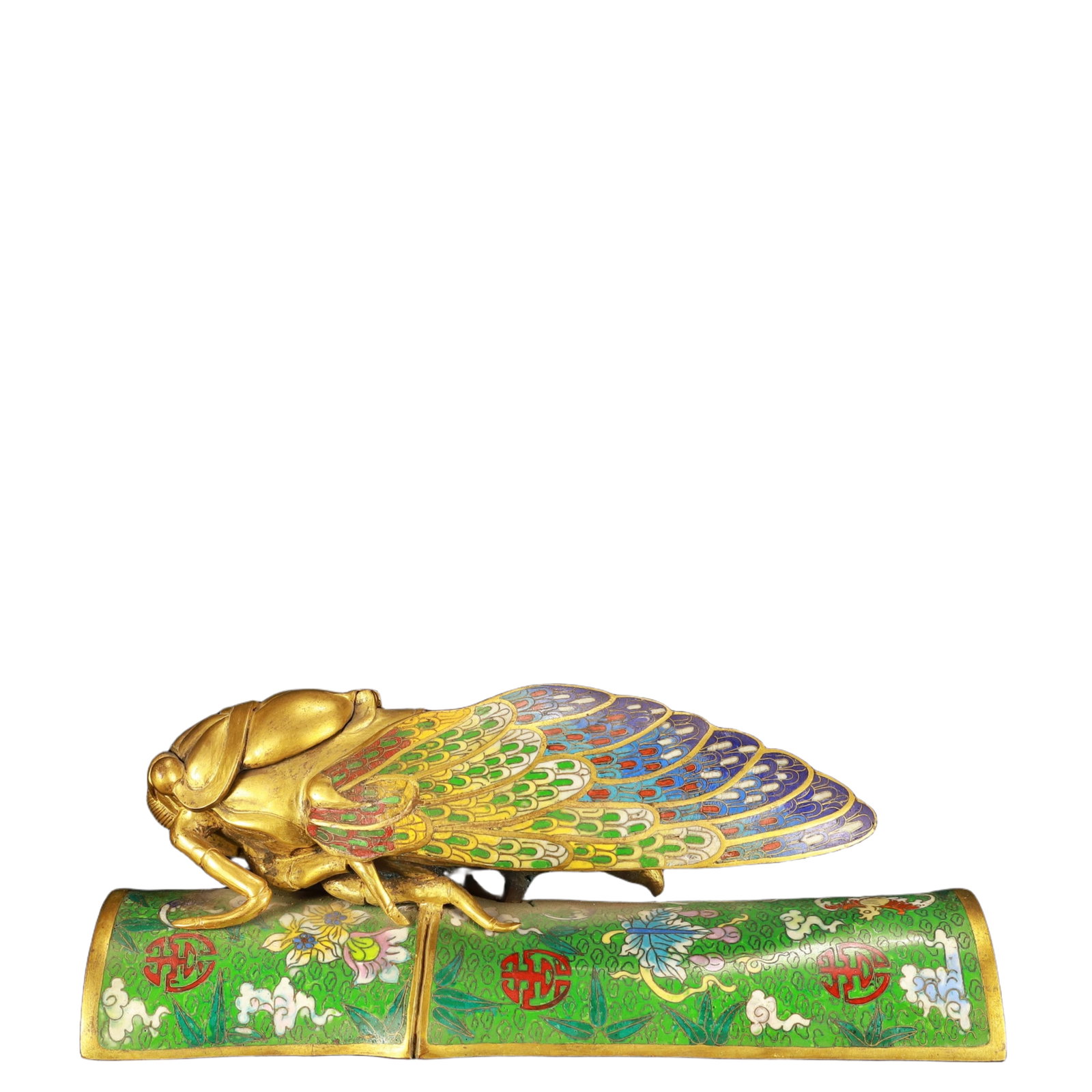 An Exquisite Cloisonne Flower Pattern Cicada-Shaped Censer: An Exquisite Cloisonne Flower Pattern Cicada-Shaped Censer,(A type of enamelware with metal wires separating colored glaze, originating in China),Qing Dynasty,China,Qianlong Six-character Mark,Size:11