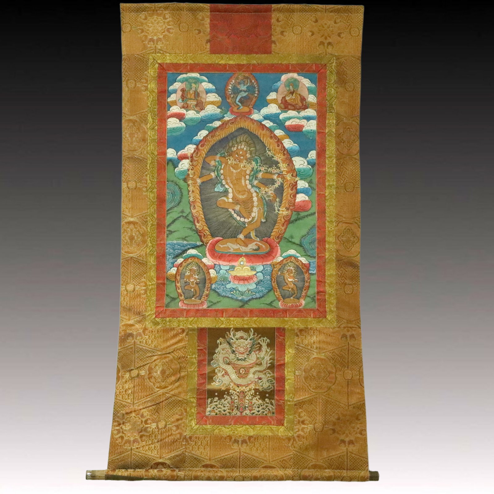 A Rare Brocade Painted Color Statue of Dakini Tangka: A Rare Brocade Painted Color Statue of Dakini Tangka,Qing Dynasty, China,Size:32.3inx59.8in 织锦彩绘空行母像唐卡,中国清