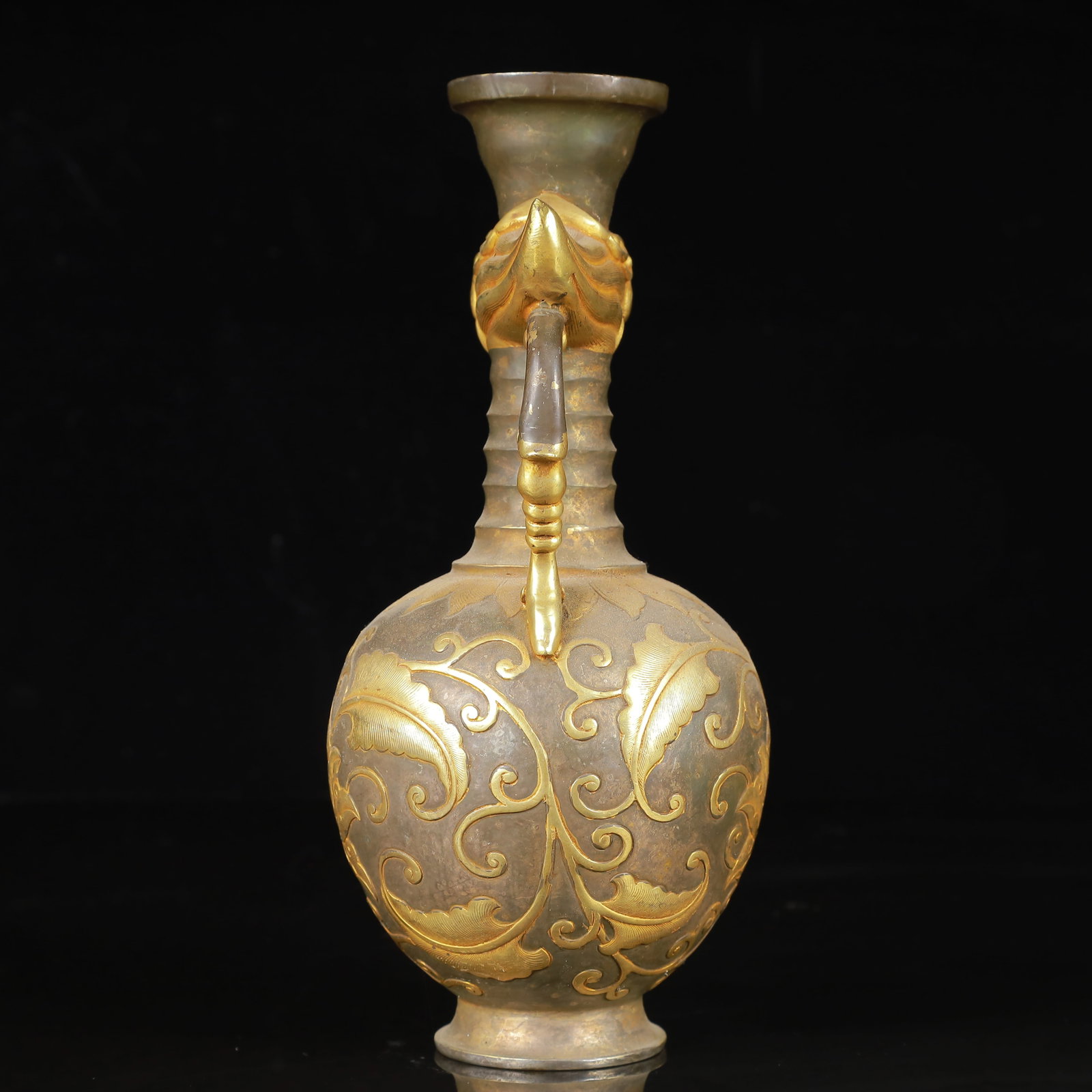 An Exquisite Gilt Silver Flower Pattern Ewer - 13