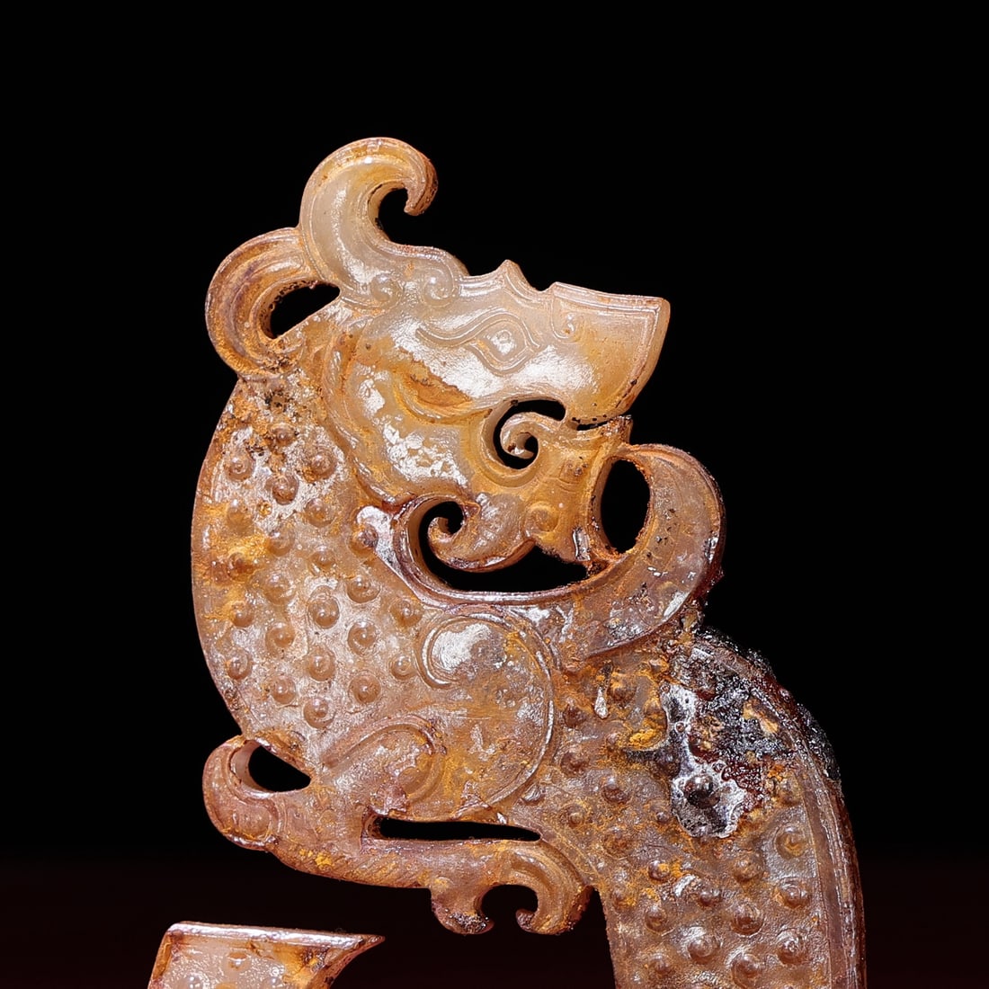 An Exquisite White Jade Dragon Pattern Pendant - 9