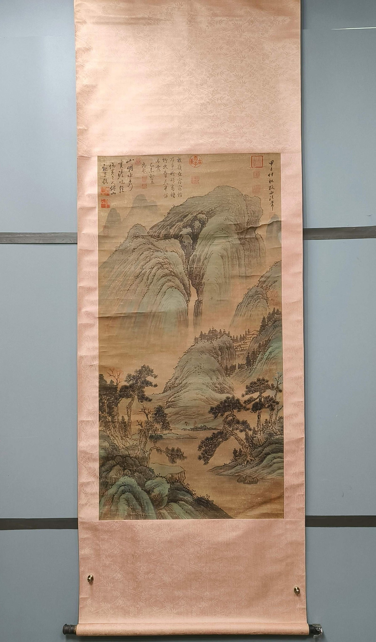 A Chinese Vertical Scroll Ink Painting of Landscape on Paper: A Chinese Vertical Scroll Ink Painting of Landscape on Paper,Wang Ximeng,Size:50inx25.2in 一幅中国水墨山水画立轴,王希é