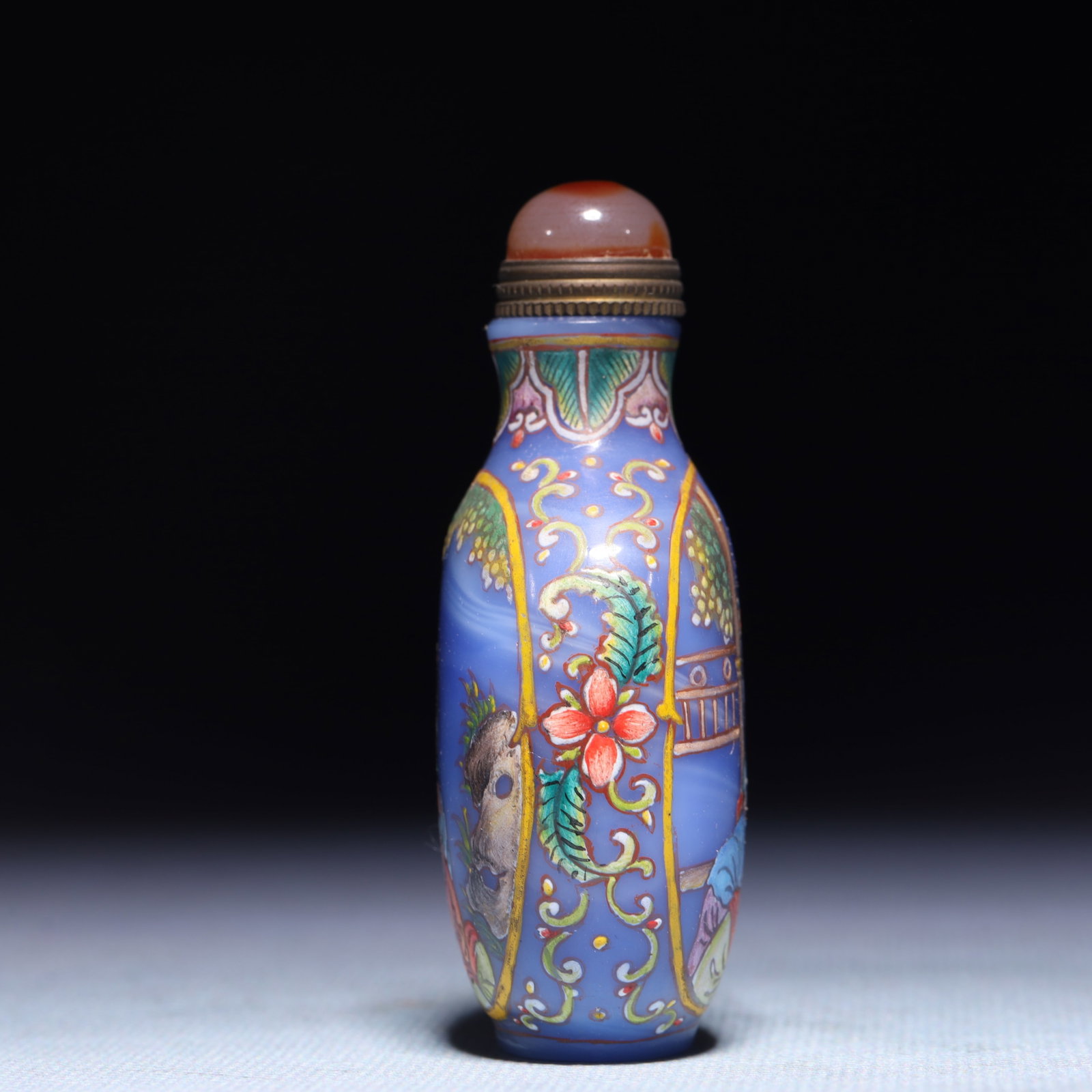 An Exquisite Glass Figure Pattern Snuff Bottle - 3