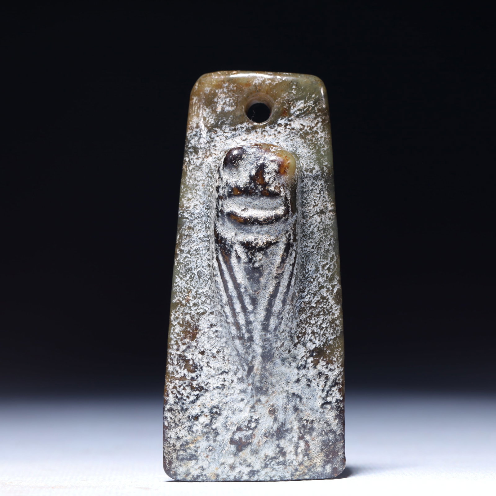 An Archaic Hongshan Culture Greenish Jade Cicada Pattern Pendant: An Archaic Hongshan Culture Greenish Jade Cicada Pattern Pendant,Ancient Time,China,Size:1.4inx0.8inx3.1in,Weight:63g 红山文化青白玉蝉纹挂&#