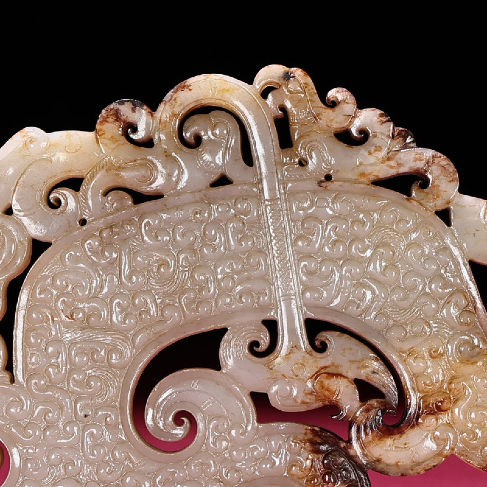 An Exquisite White Jade Dragon Pattern Pendant - 4