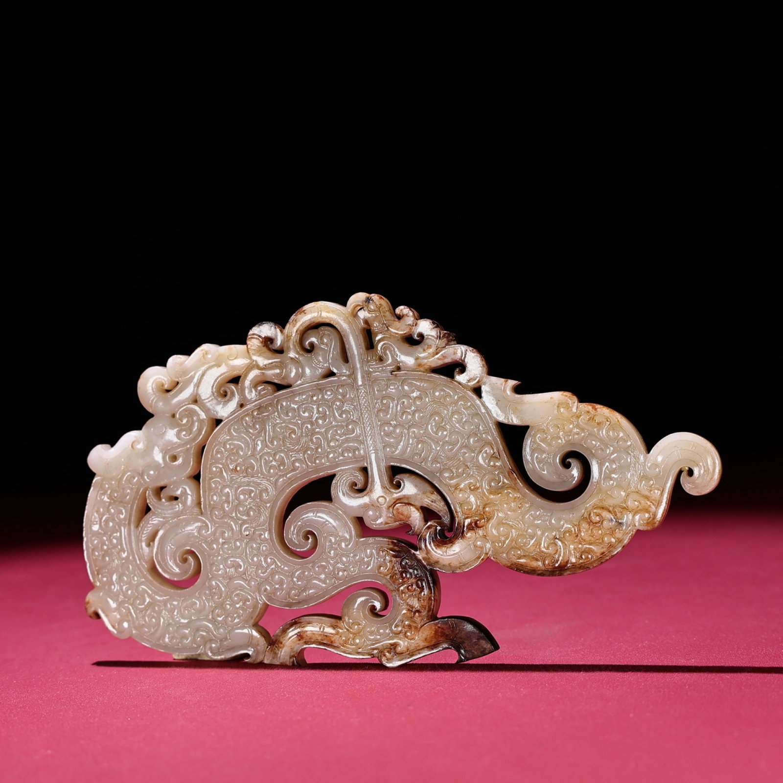 An Exquisite White Jade Dragon Pattern Pendant - 5