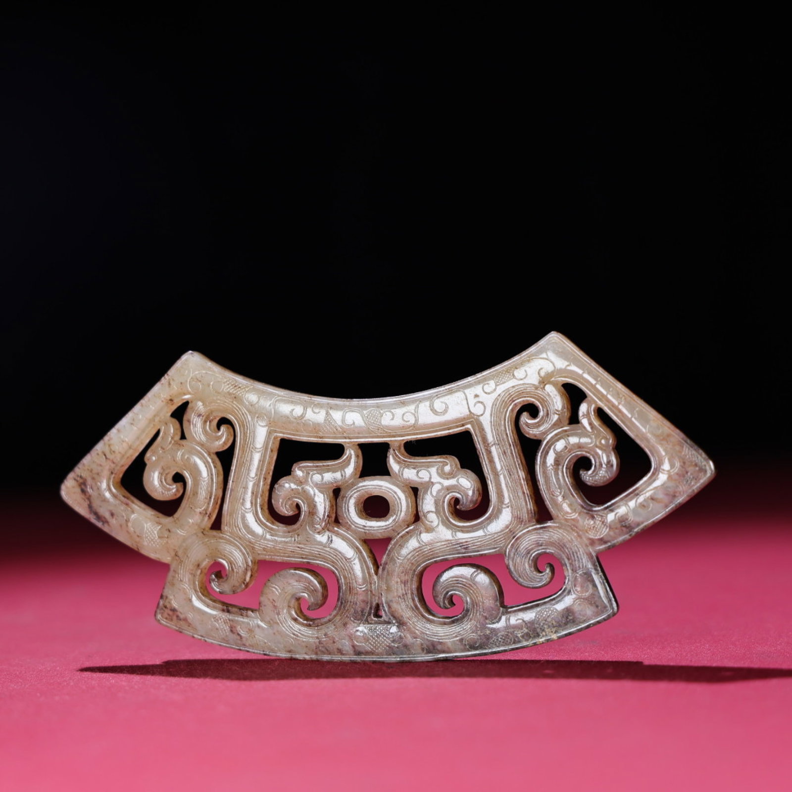 An Exquisite White Jade Dragon Pattern Pendant - 7