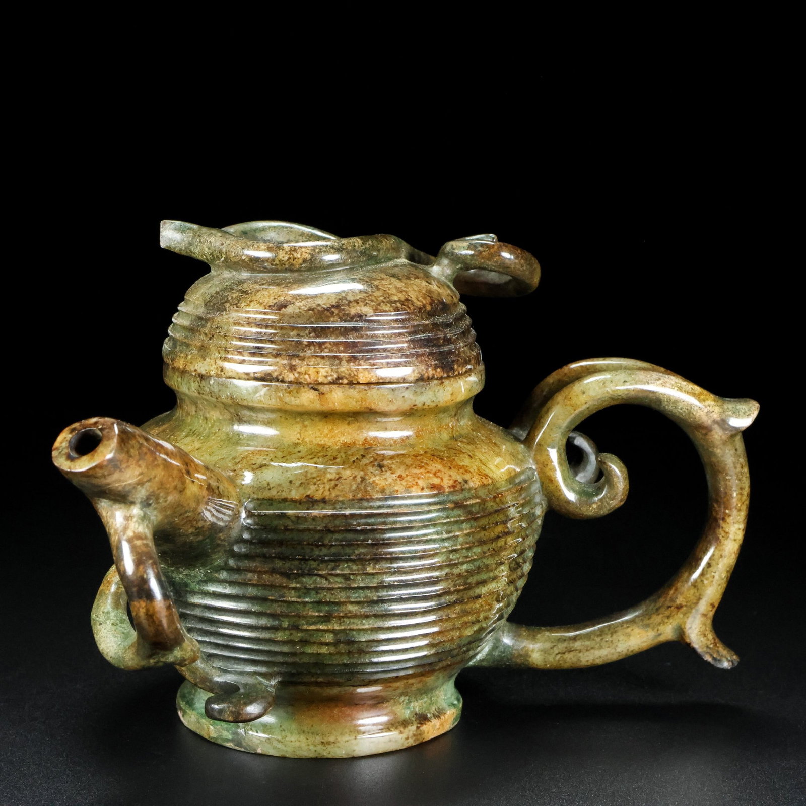 An Exquisite Archaic Jade Pot - 5