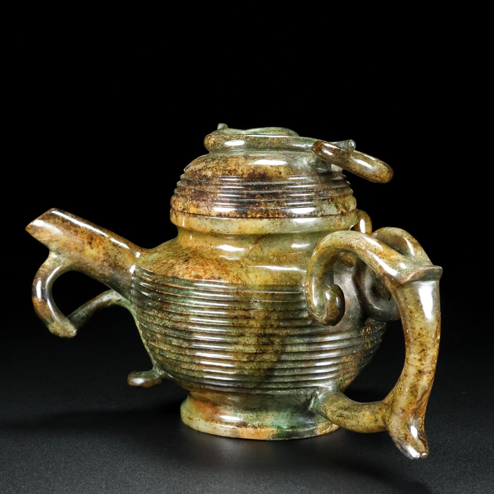 An Exquisite Archaic Jade Pot - 6