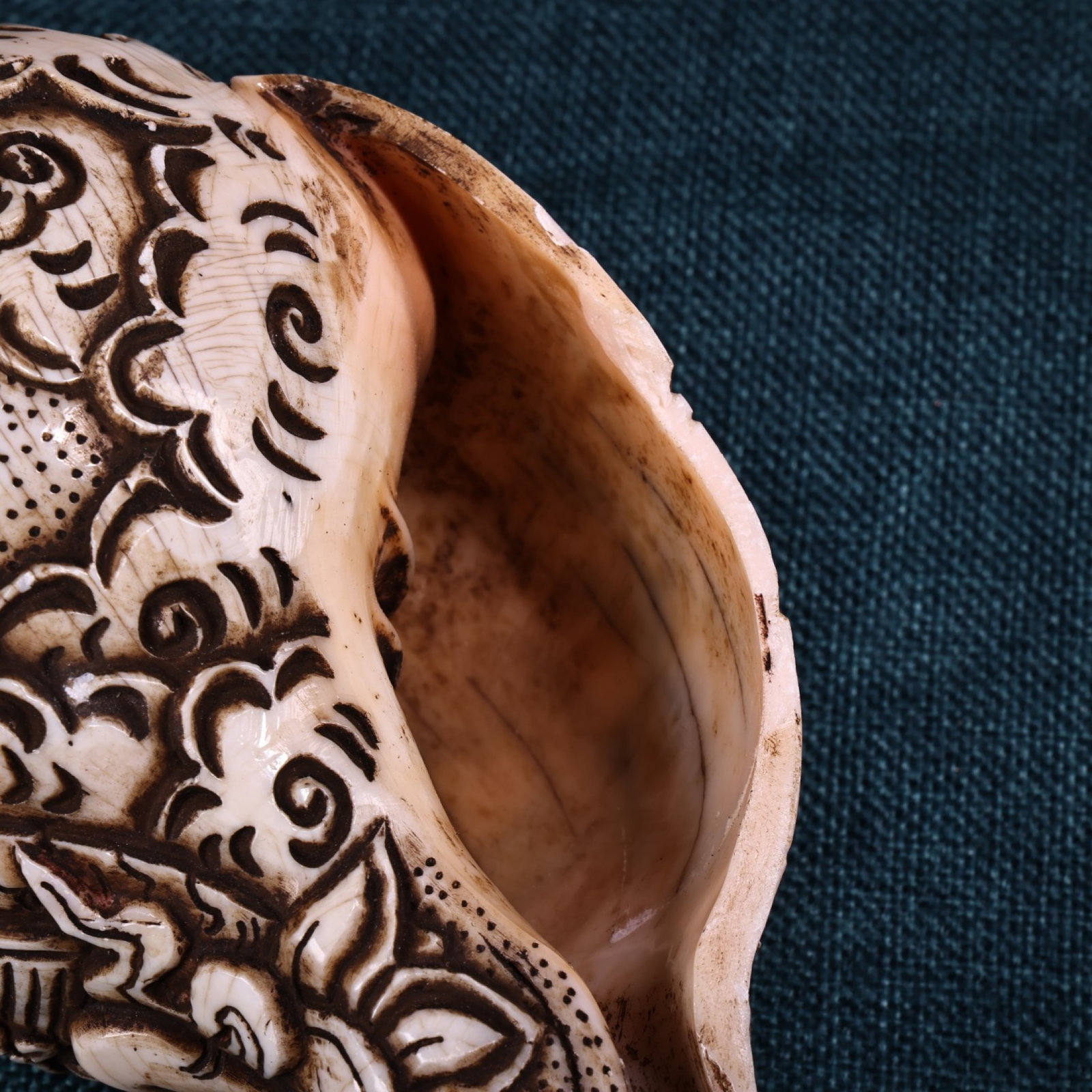 An Exquisite Conch Figure Pattern Ornament - 9