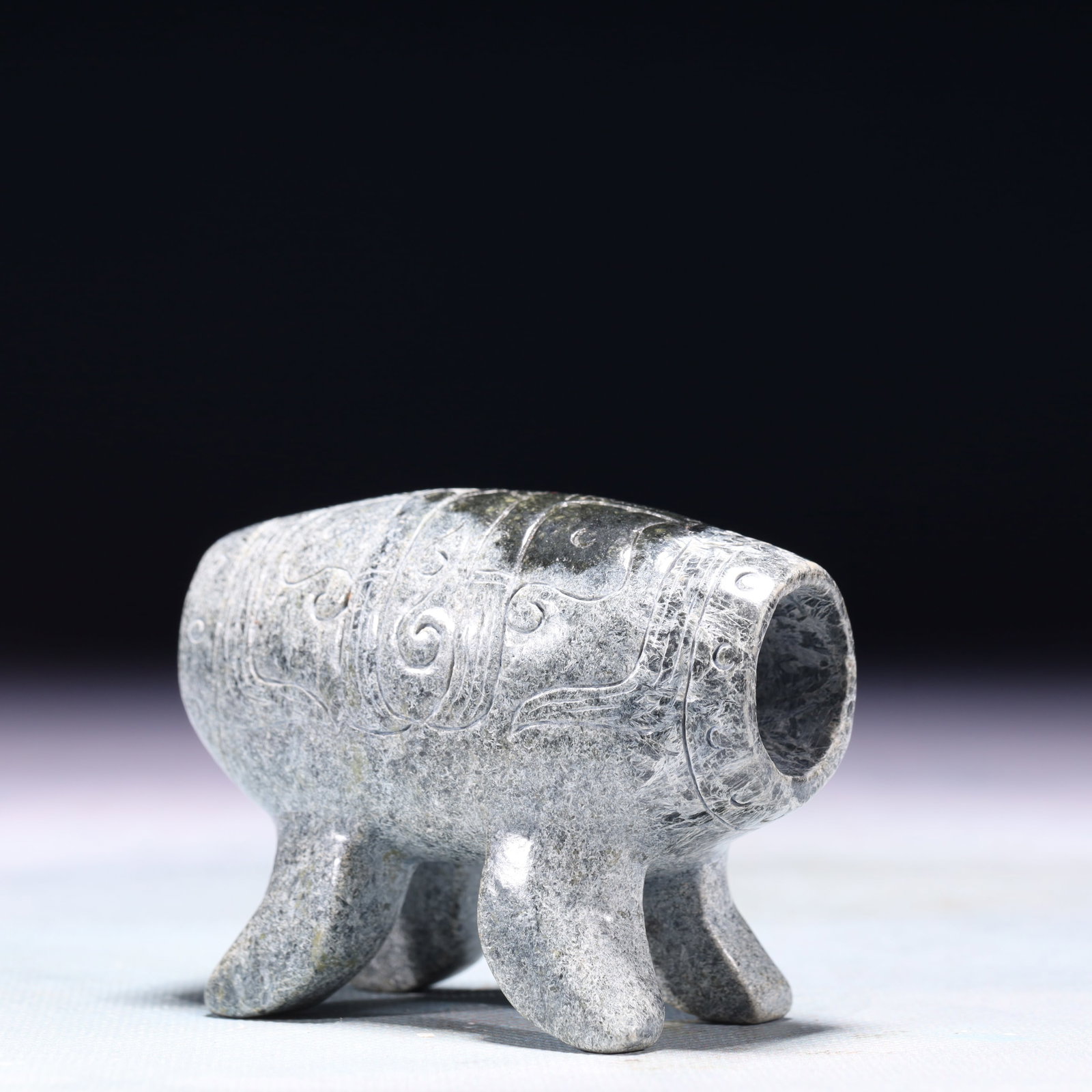 An Exquisite Archaic Jade Auspicious Cloud Pattern Ornament - 5