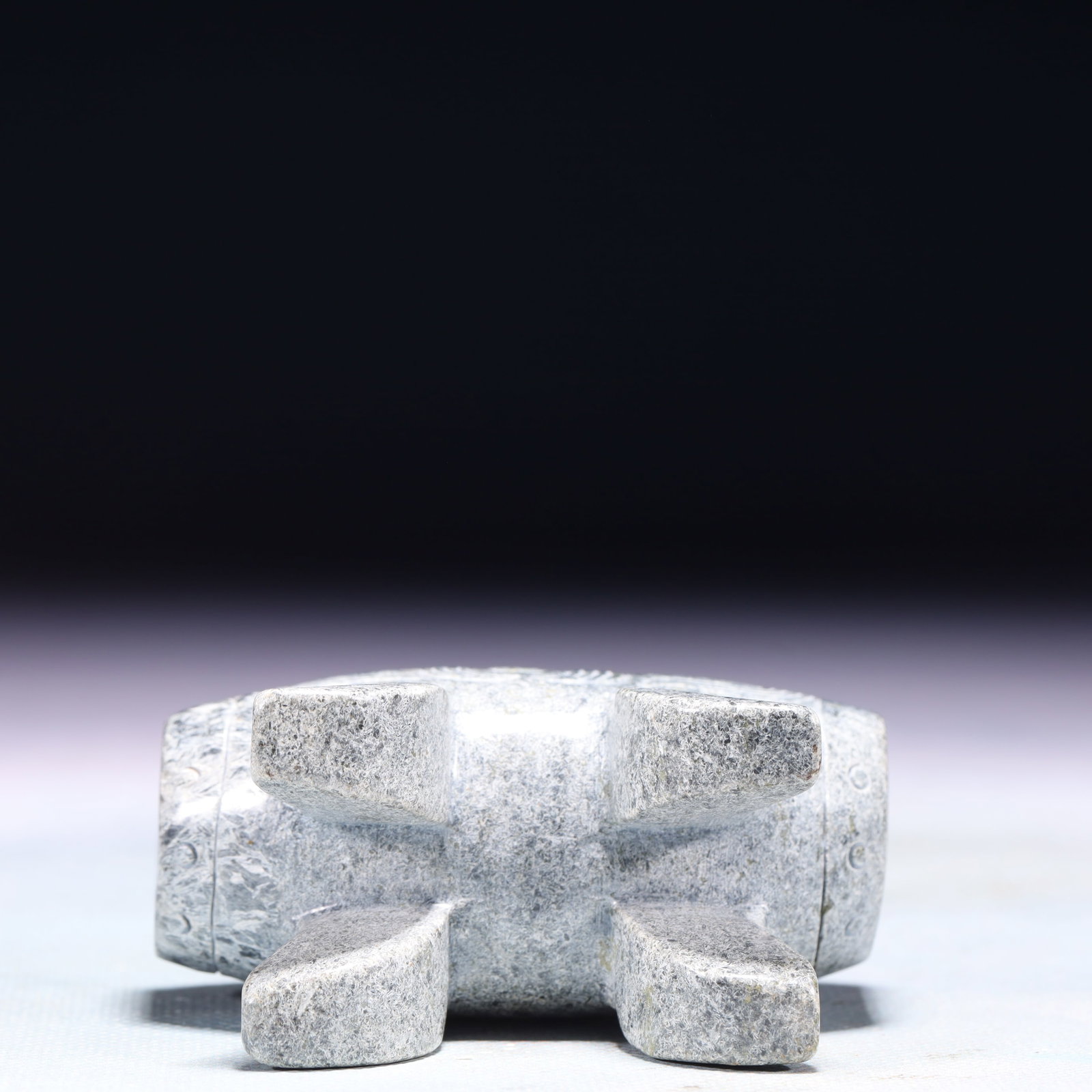 An Exquisite Archaic Jade Auspicious Cloud Pattern Ornament - 7