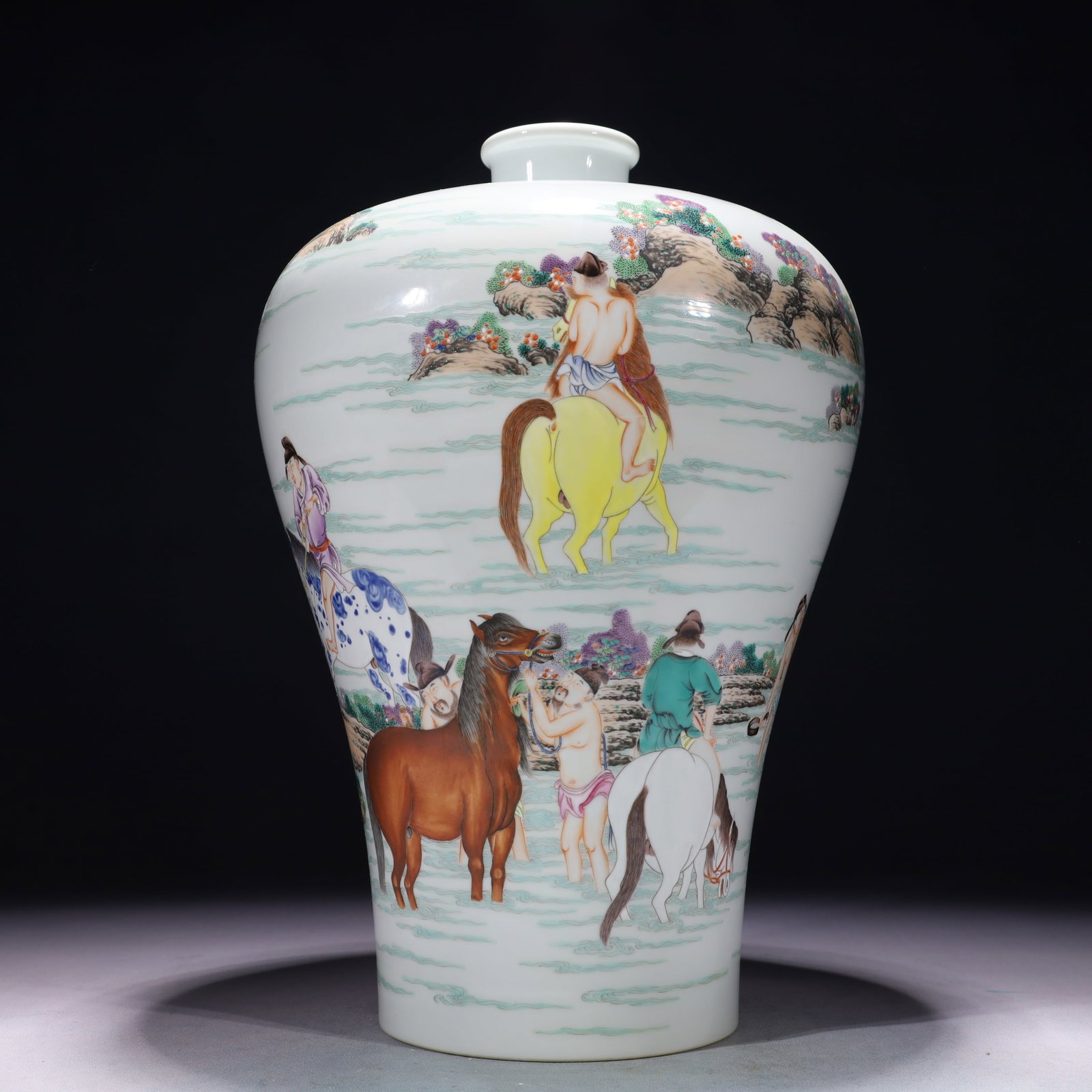 An Exquisite Famille-Rose Character and Story Pattern Vase: An Exquisite Famille-Rose Character and Story Pattern Vase,Qing Dynasty,China,Yongzheng Six-character Mark,Size:9.1inx14.2in,Weight:3950g