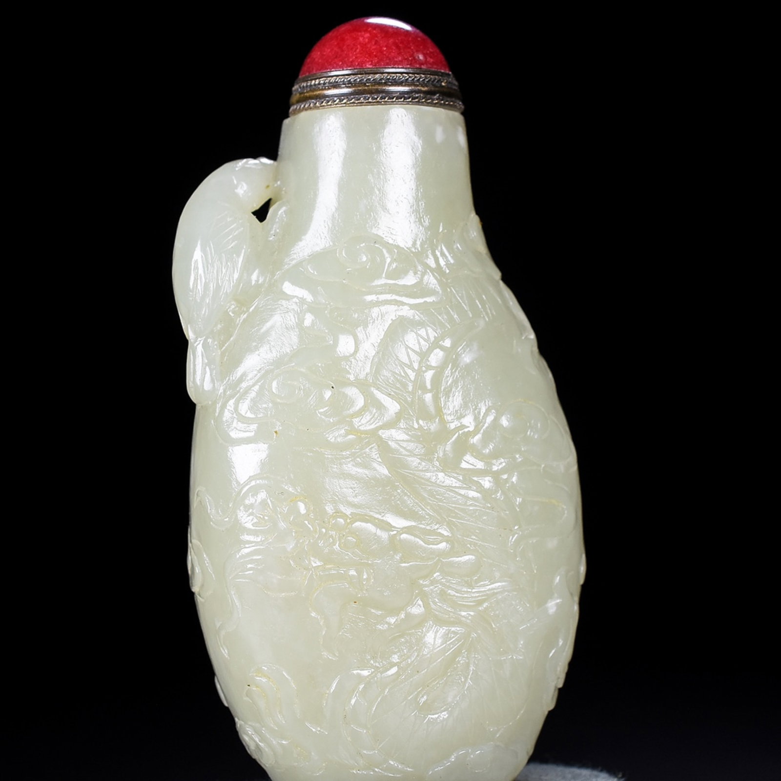 An Exquisite White Jade Dragon Pattern Snuff Bottle - 4