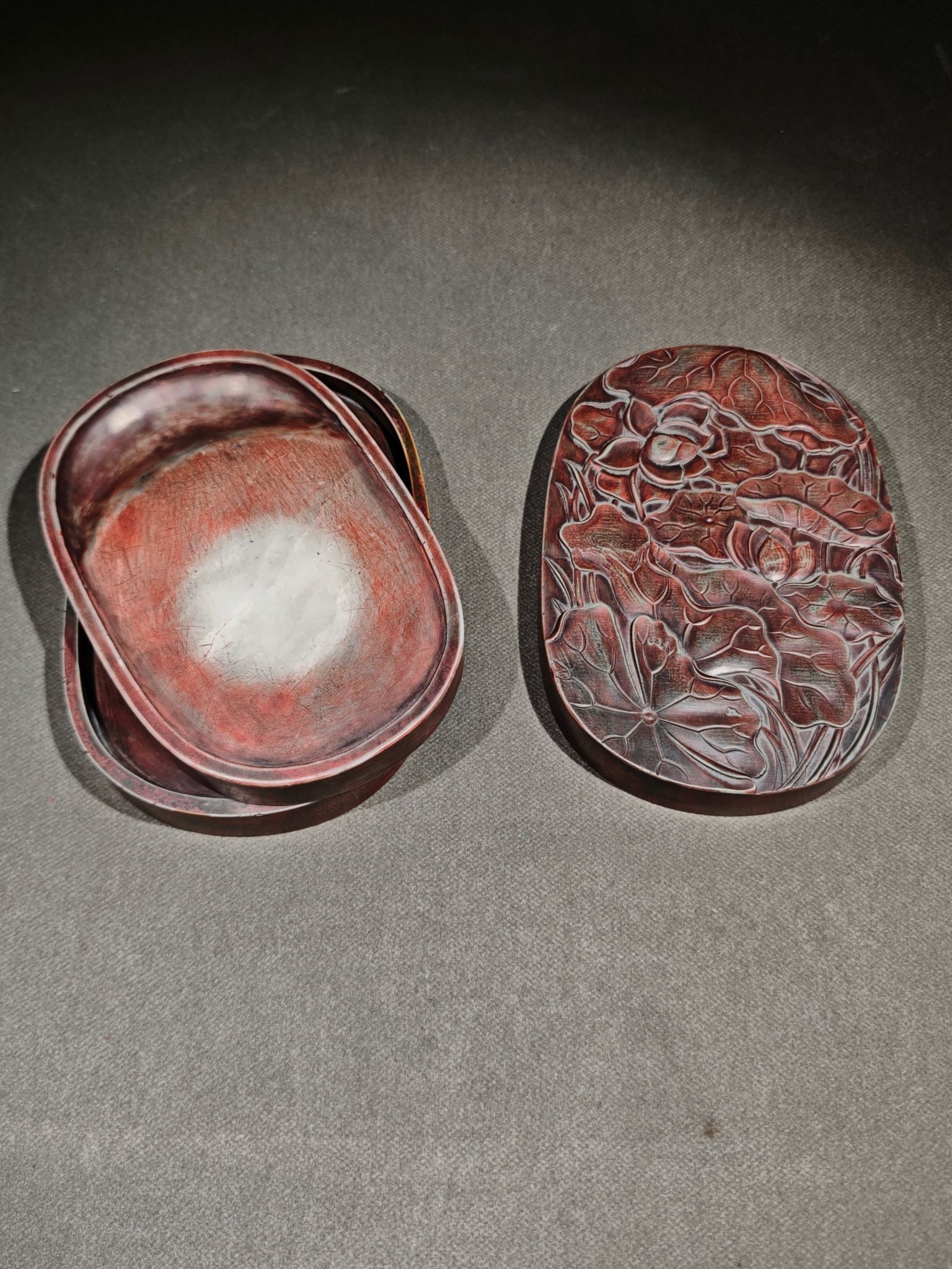 An Exquisite Lotus and Lotus Leaf Pattern Inkstone,With Poem: An Exquisite Lotus and Lotus Leaf Pattern Inkstone,With Poem,Qing Dynasty, China,Qianlong Four-character Mark,Size:(Box)7.2inx5inx1.8in 莲花荷叶纹砚台,带