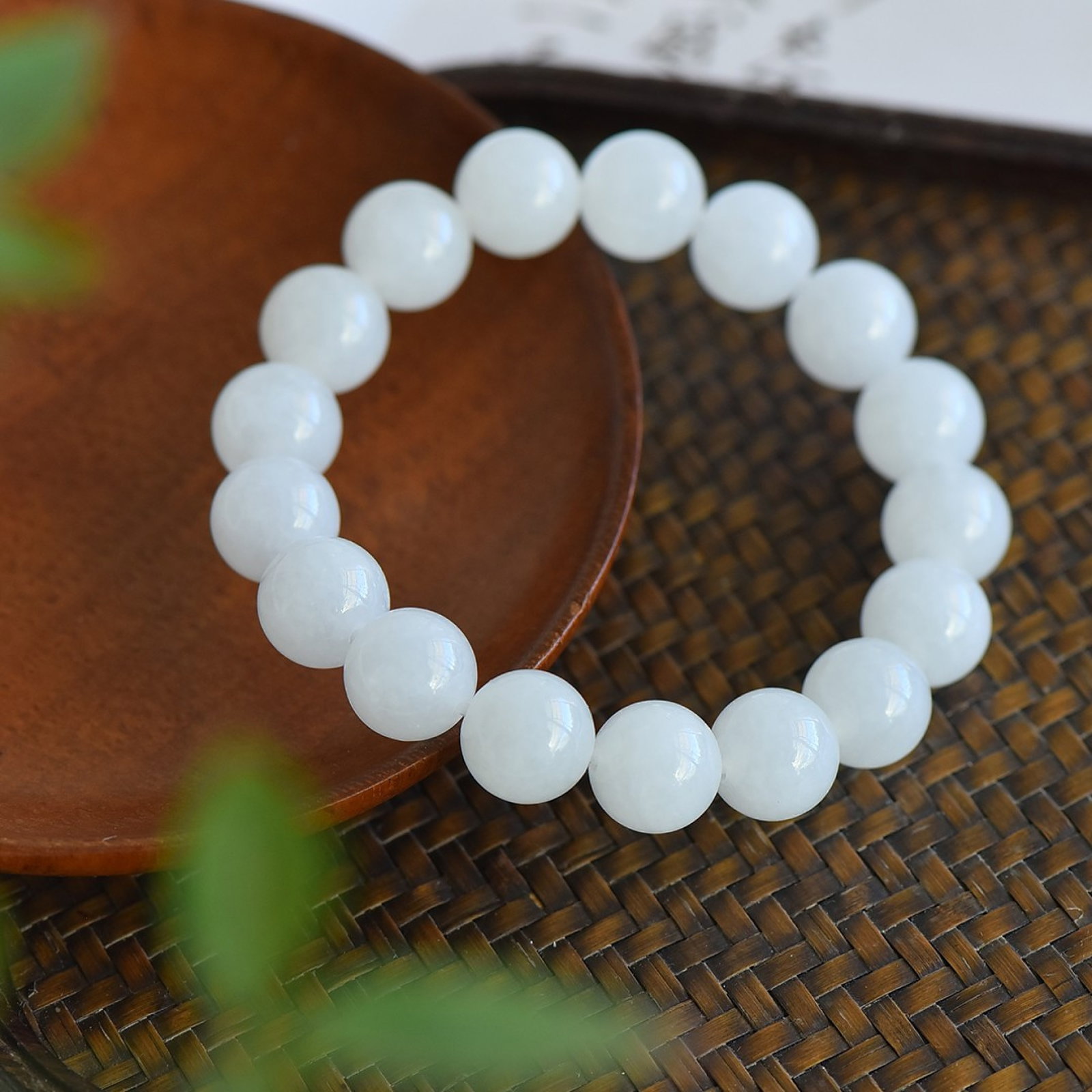 An Exquisite White Jade Bracelets - 2