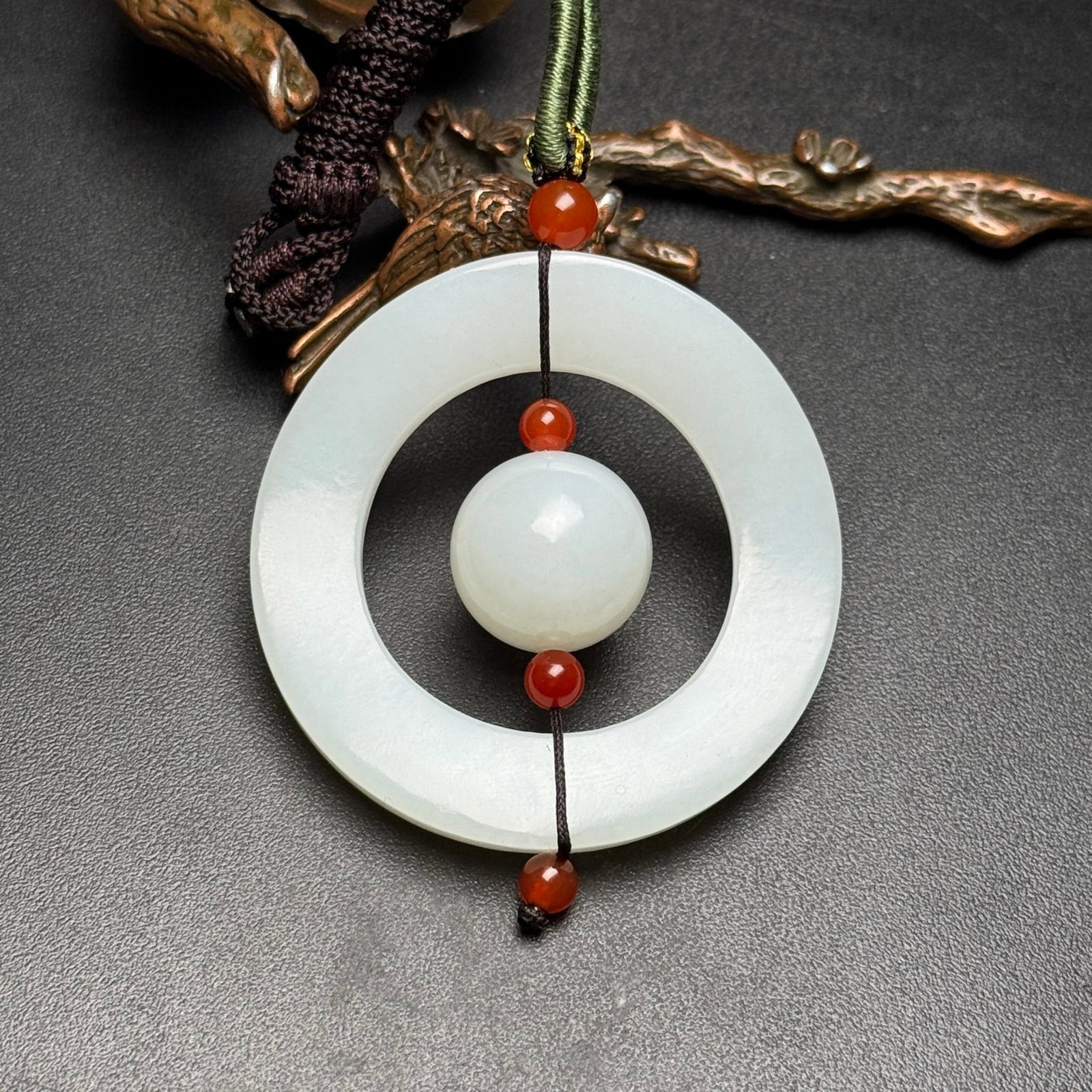 An Exquisite White Jade Ring: An Exquisite White Jade Ring,Qing Dynasty,China,Size:2.1inx0.3in,Weight:33g 白玉环,中国清代