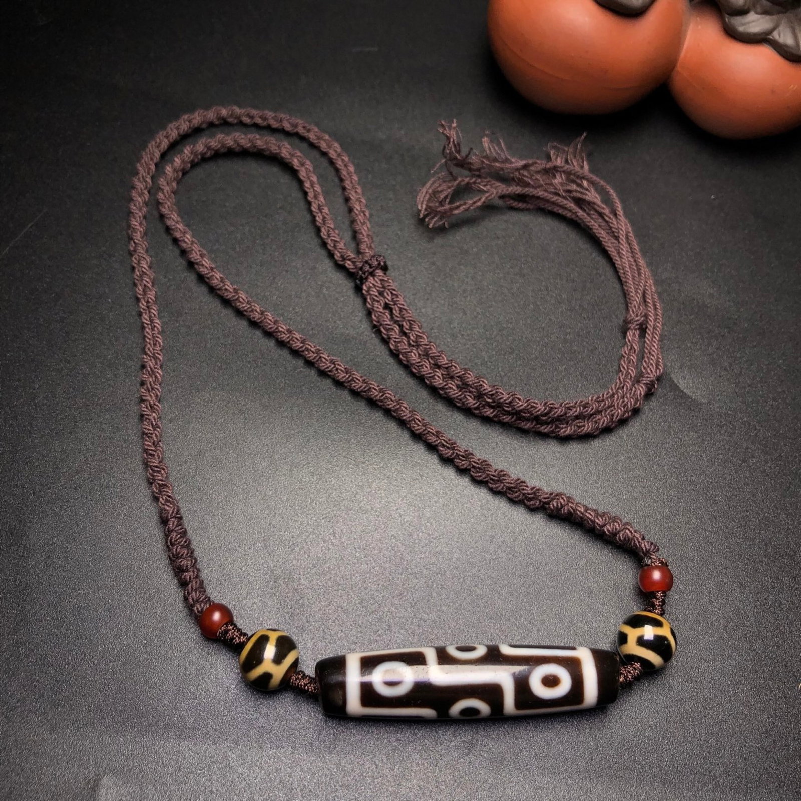 A Precious Dzi Bead Necklace - 3