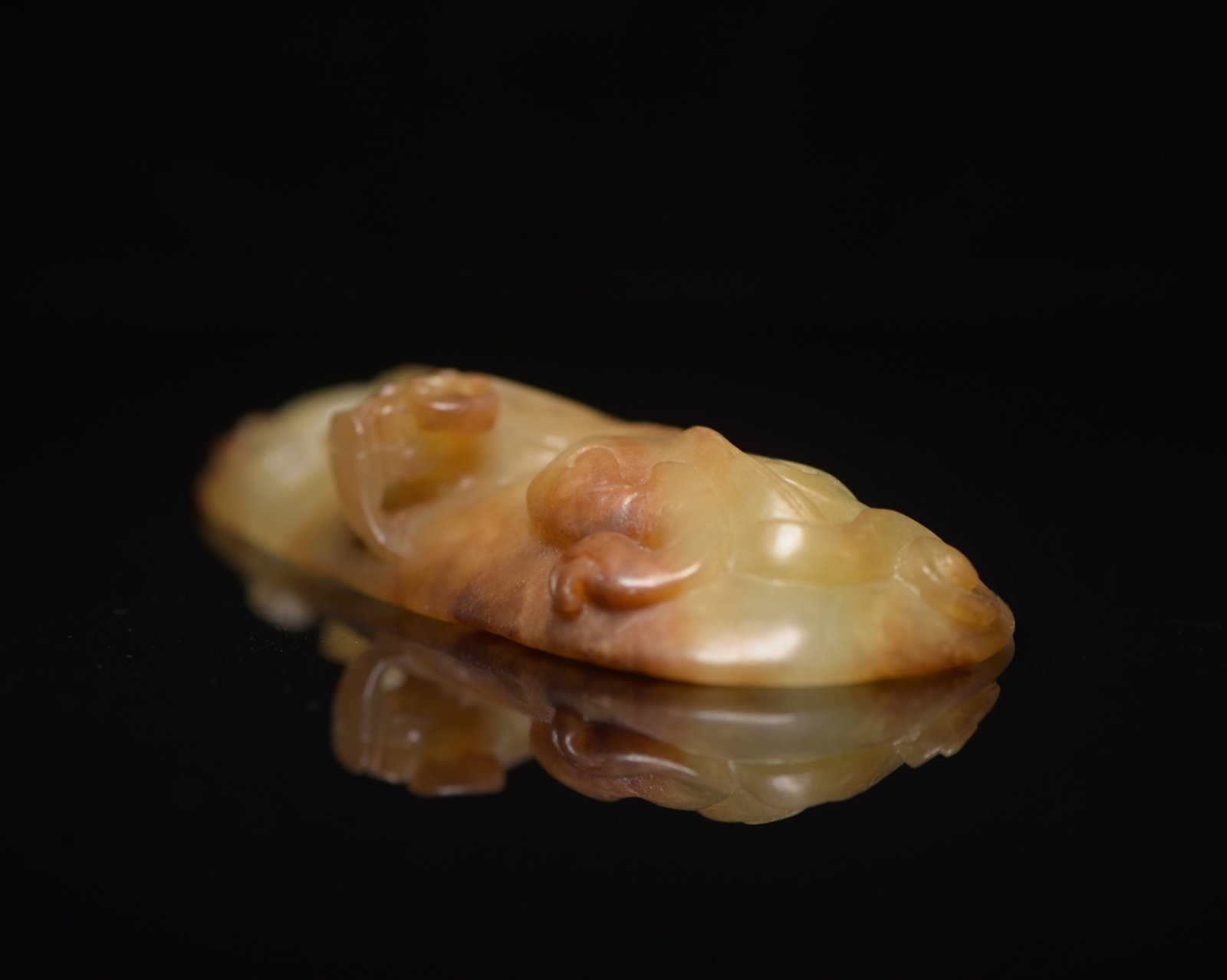 An Exquisite White Jade Chi-Dragon Pattern Pendant - 4