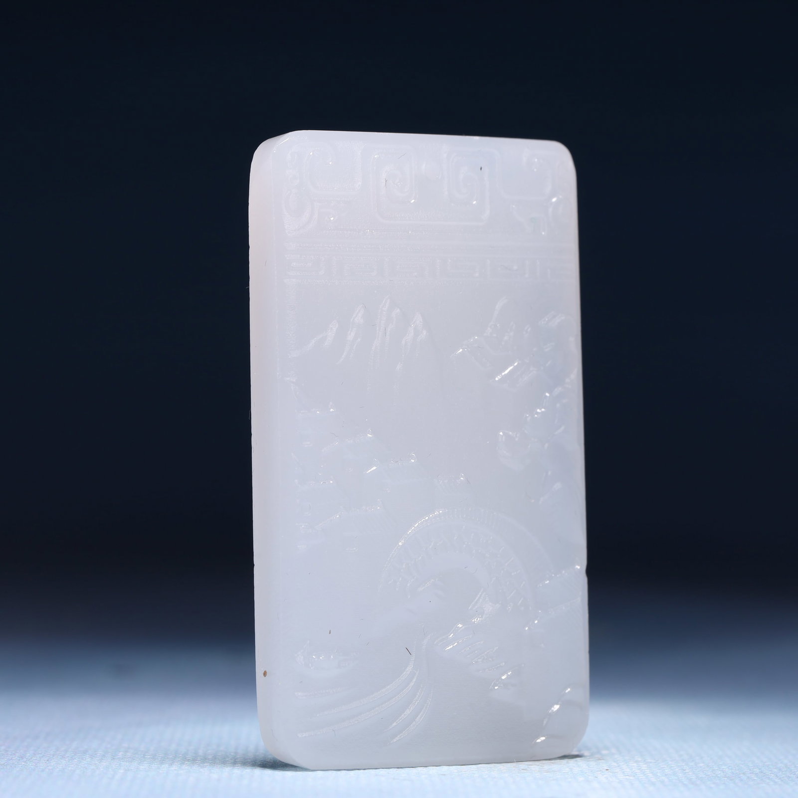 An Exquisite White Jade Landscape Pattern Pendant - 3