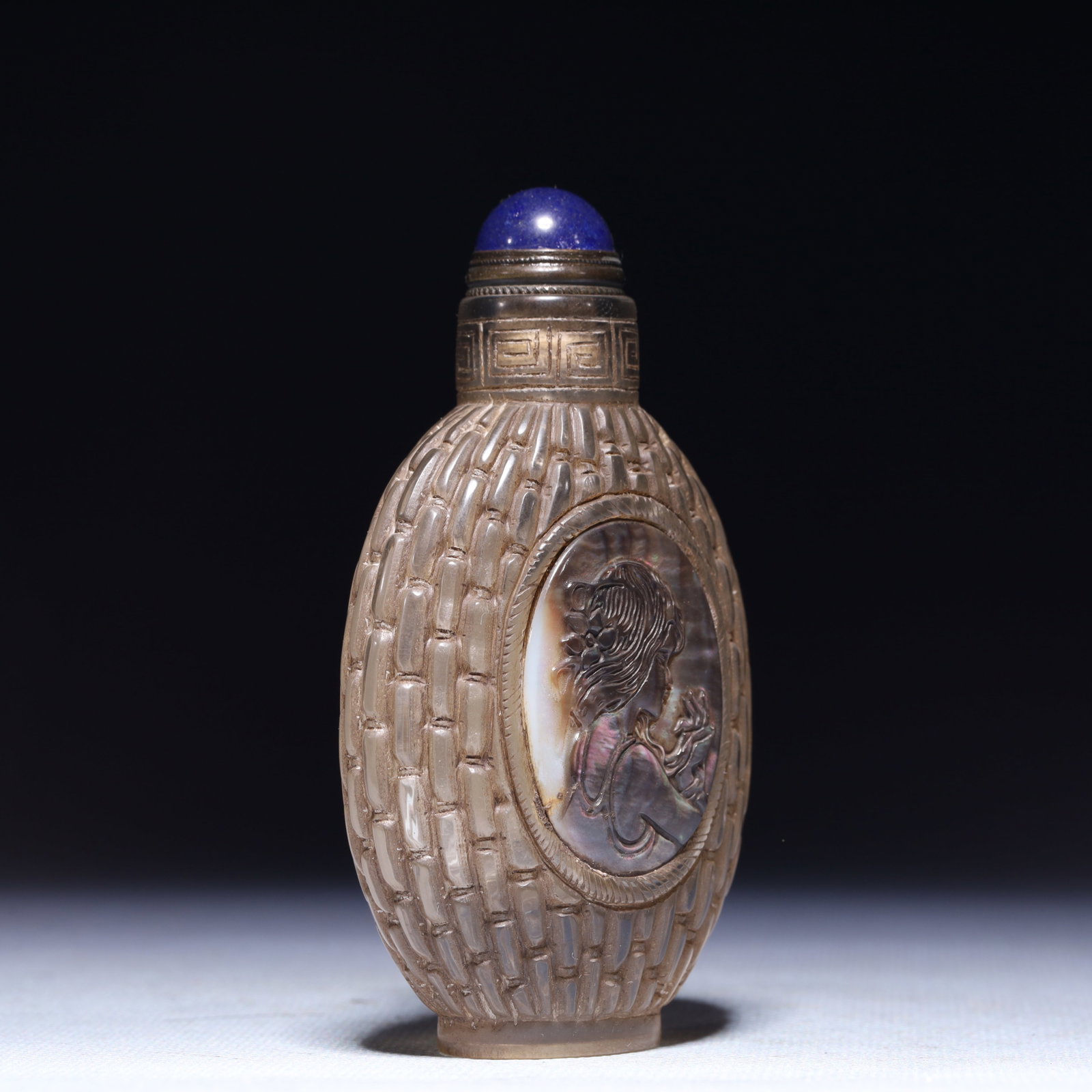An Exquisite Glass Figure Pattern Snuff Bottle - 4