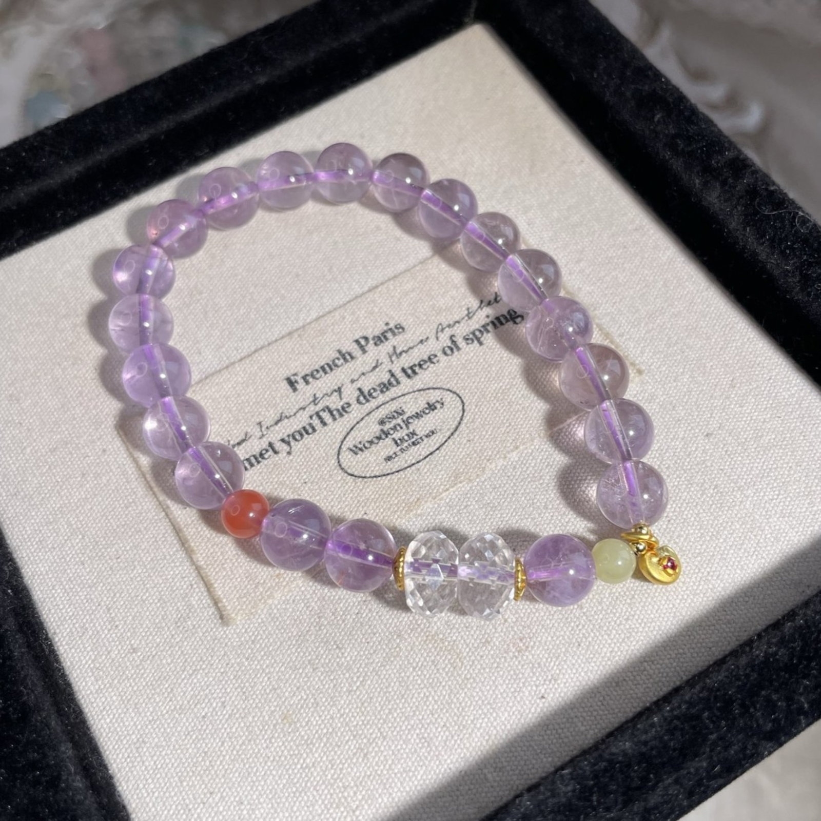 An Exquisite Crystal With Agate Bracelet: An Exquisite Crystal With Agate Bracelet,Size:0.3in 水晶配玛瑙手串