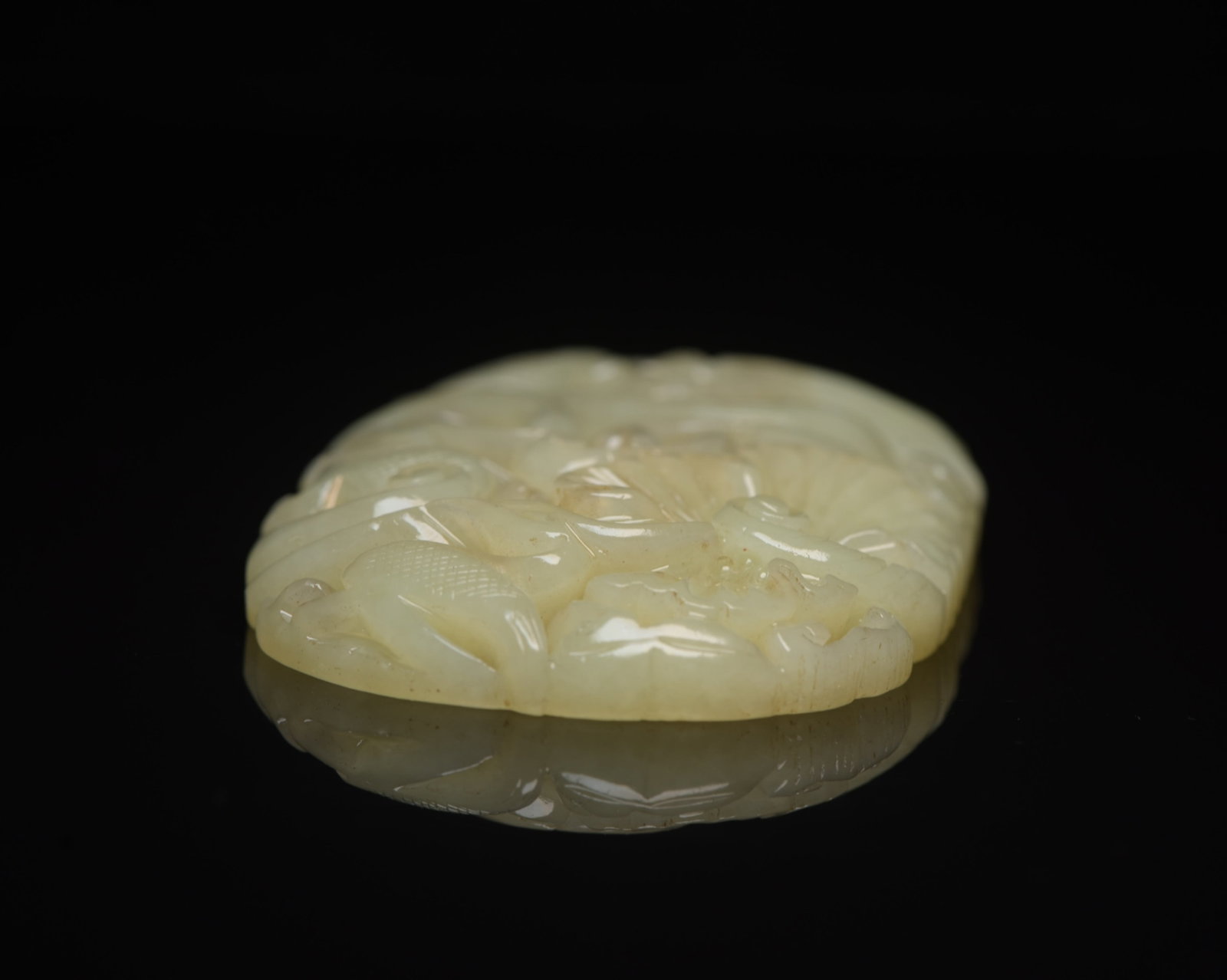 An Exquisite White Jade Crane Pattern Pendant - 4