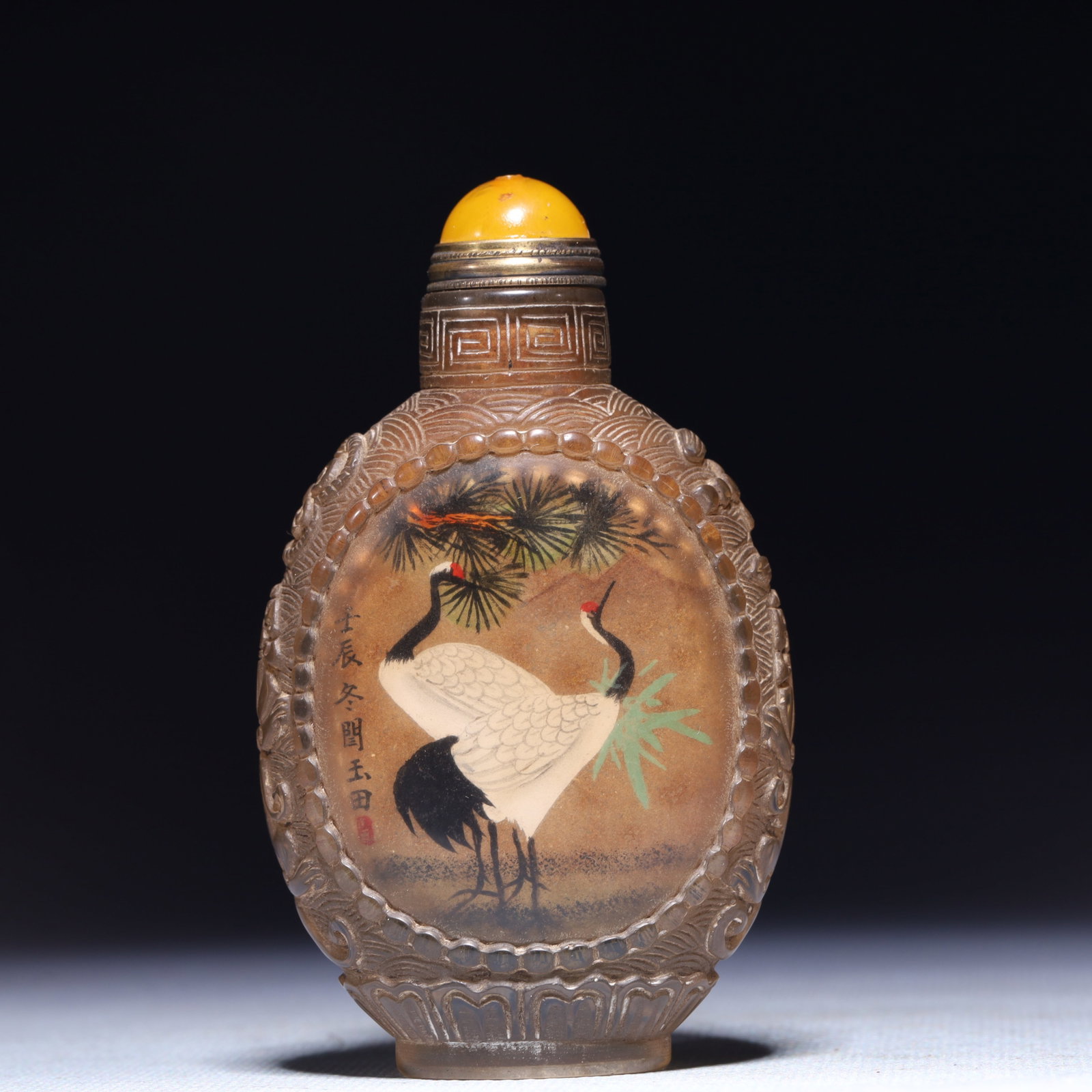 An Exquisite Glass Crane Pattern Snuff Bottle: An Exquisite Glass Crane Pattern Snuff Bottle,Qing Dynasty,China,Size:2.4inx1inx3.5in,Weight:113.8g 琉璃鹤纹鼻烟壶,中国清代