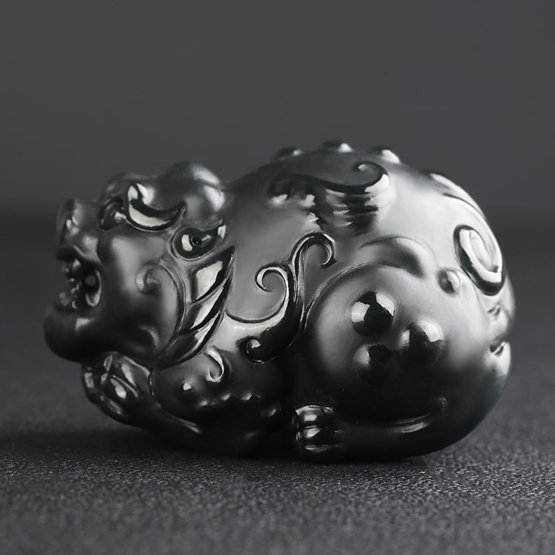 An Exquisite Cyan jade Wealth-Attracting Creature Ornament: An Exquisite Cyan jade Wealth-Attracting Creature Ornament,Size:2.6inx1.9inx1.7in 青玉貔貅摆件