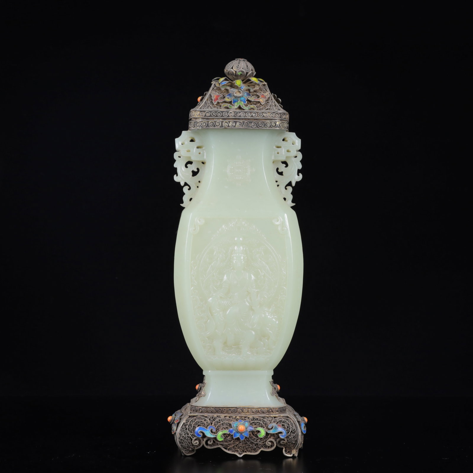 An Exquisite Silver-gilt Inlaid White Jade Figure Pattern Double-Ears Vase: An Exquisite Silver-gilt Inlaid White Jade Figure Pattern Double-Ears Vase,Qing Dynasty, China,Size:3.5inx2.4inx10.2in,Weight:700g 银鎏金嵌白玉人物ń