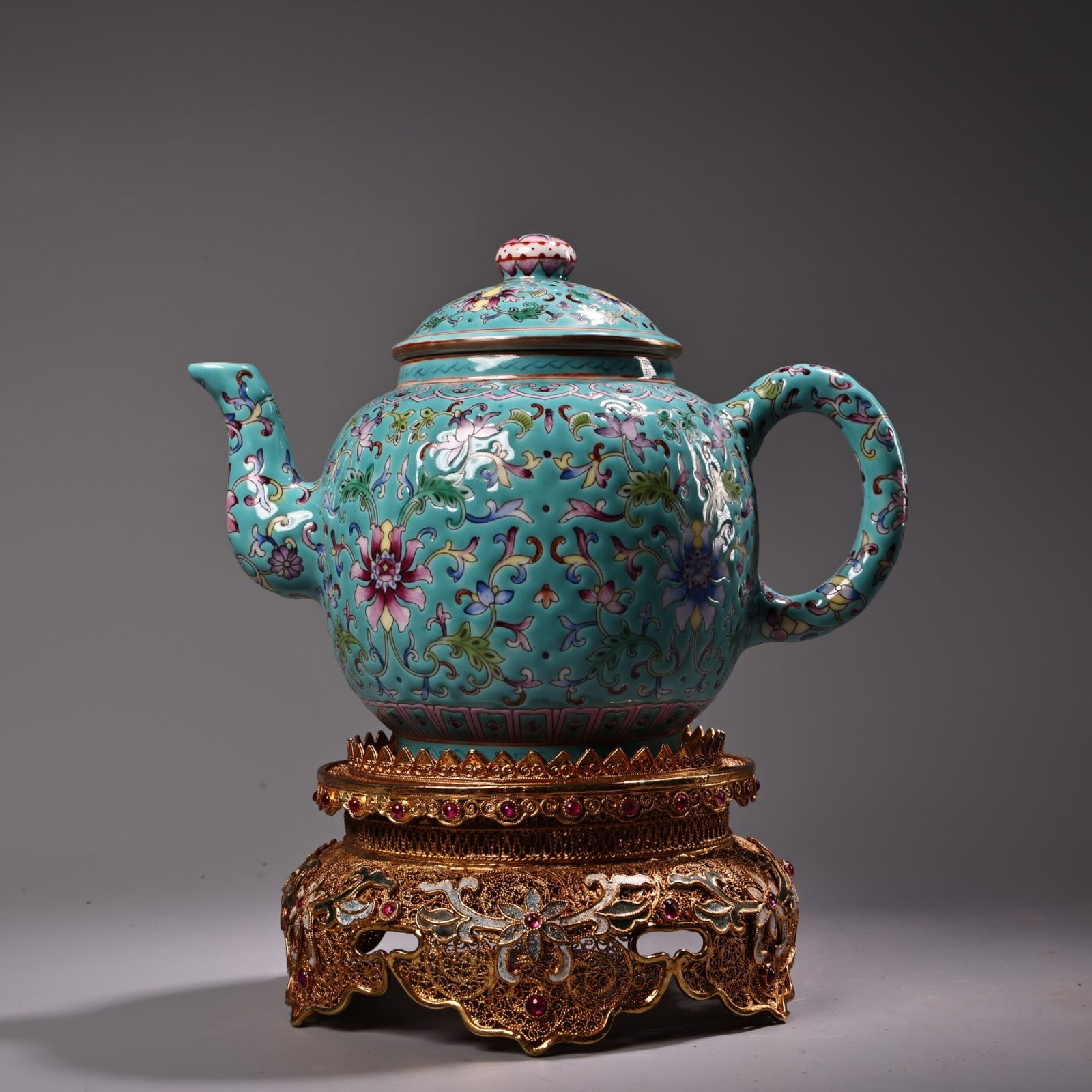 An Exquisite Enamel Flower Pattern Teapot,With Filigree and Gilding Base (1 of 14)