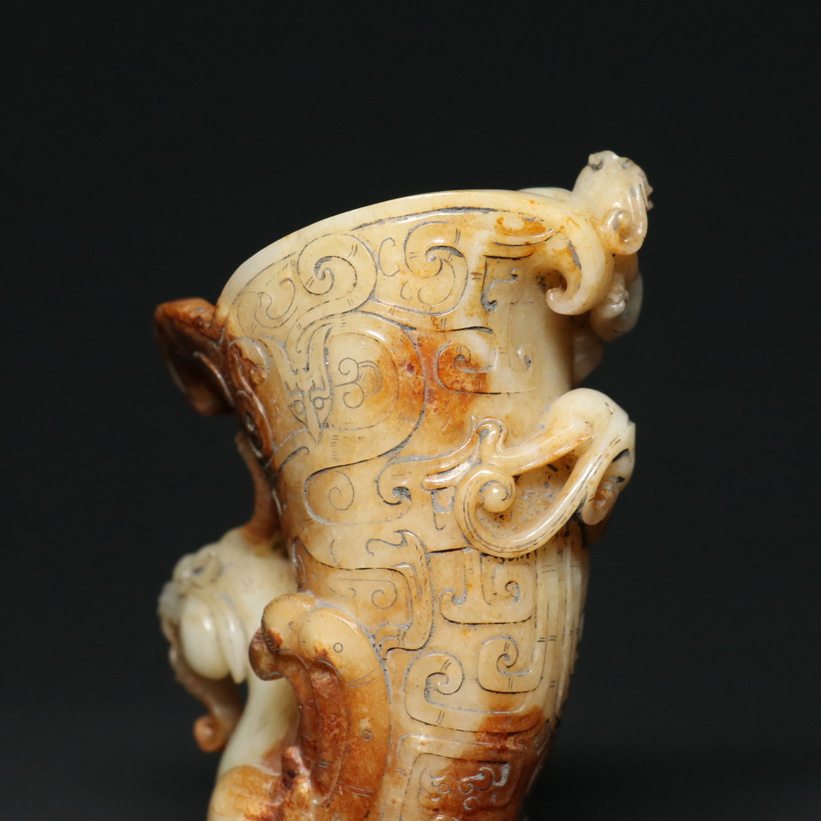 An Exquisite White Jade Chi-Dragon Pattern Cup - 8